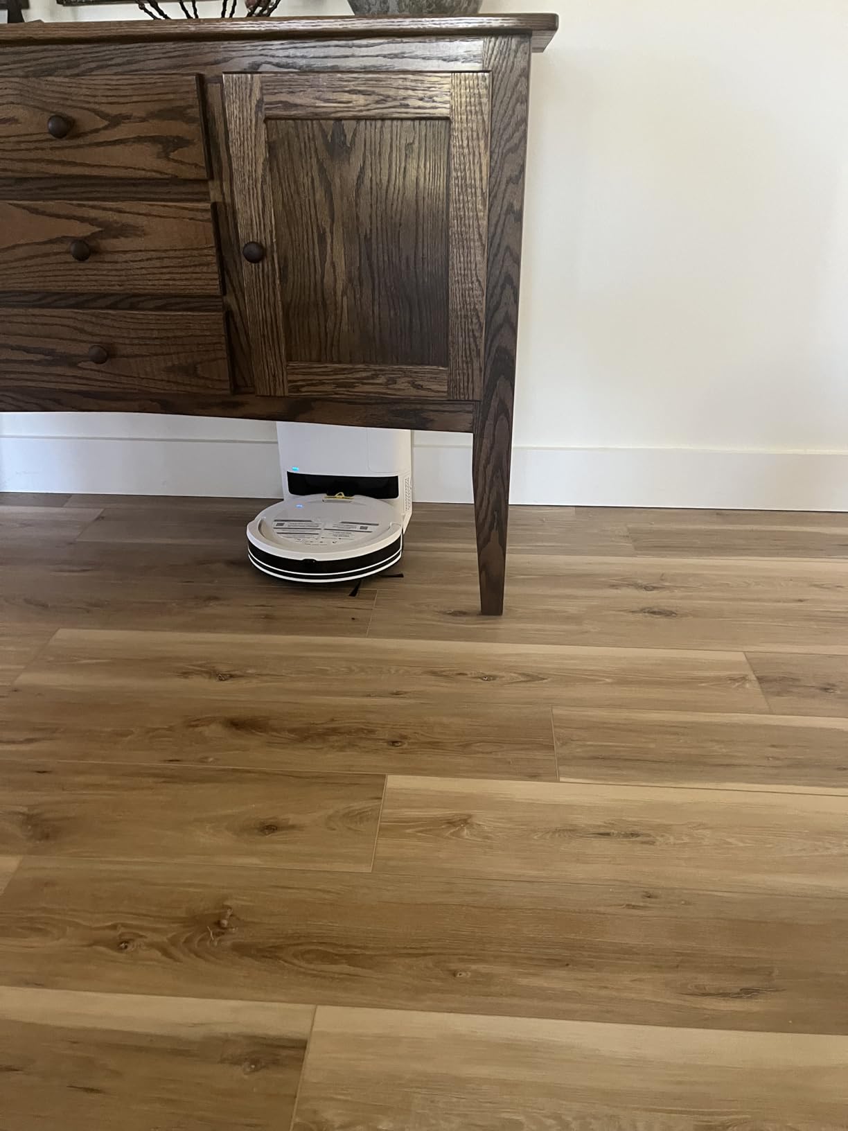 Shark Navigator Robot Vacuum + Self-Empty Base, White, AV2110S customer photo 2