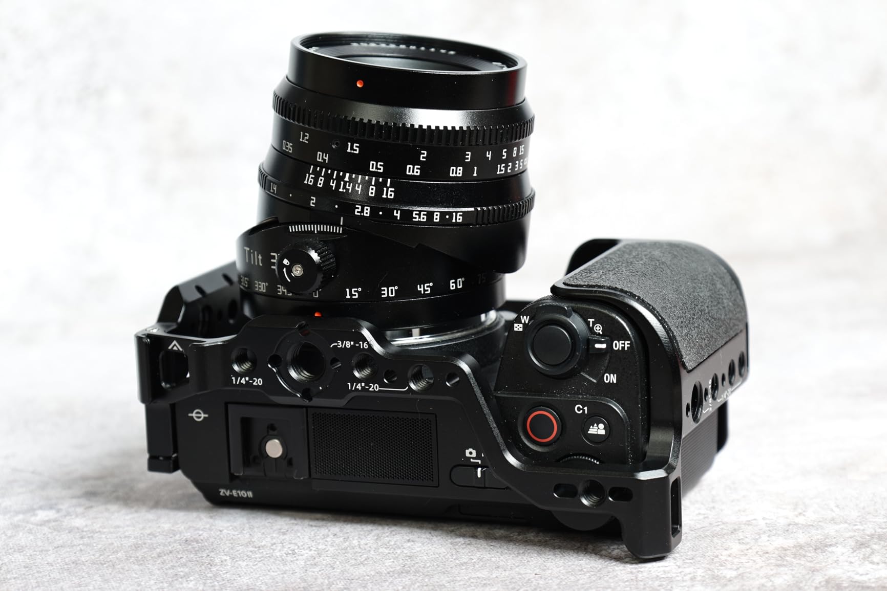 TTARTISAN Tilt 35mm f/1.4 for E-Mount APS-C Manual Focus Prime Lens for Mirrorless Camera A6500 A6600 A6700 NEX-5C NEX-6 NEX-7 ZVE-10 ZVE-10II FX30 A7M4 A7R5 A7S3 A7CR A1 A9 ZV-E1 customer photo 2