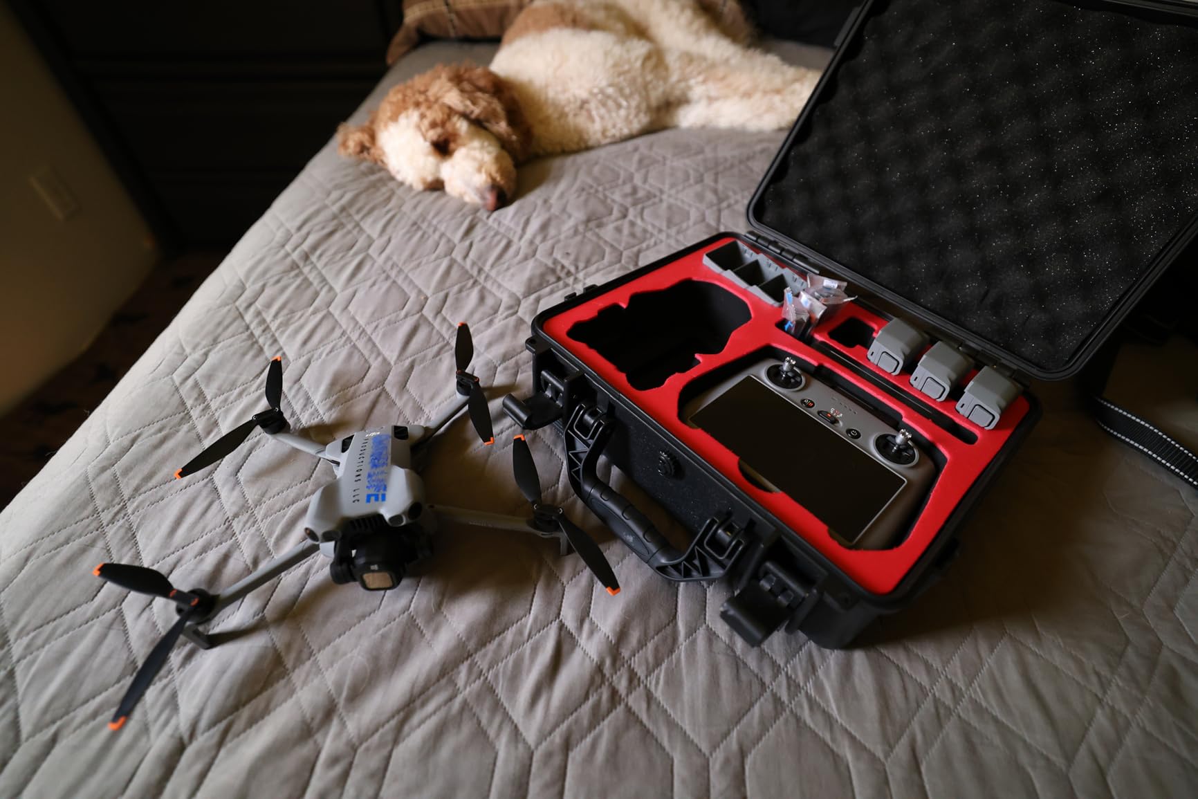 Mini 5 Pro Fly More Combo Plus with DJI RC 2, Drone with Camera, 1-Inch CMOS, 4K Drone for Beginners, Obstacle Sensing, ActiveTrack 360°, 225° Gimbal Rotation, Extended Battery Life customer photo 2