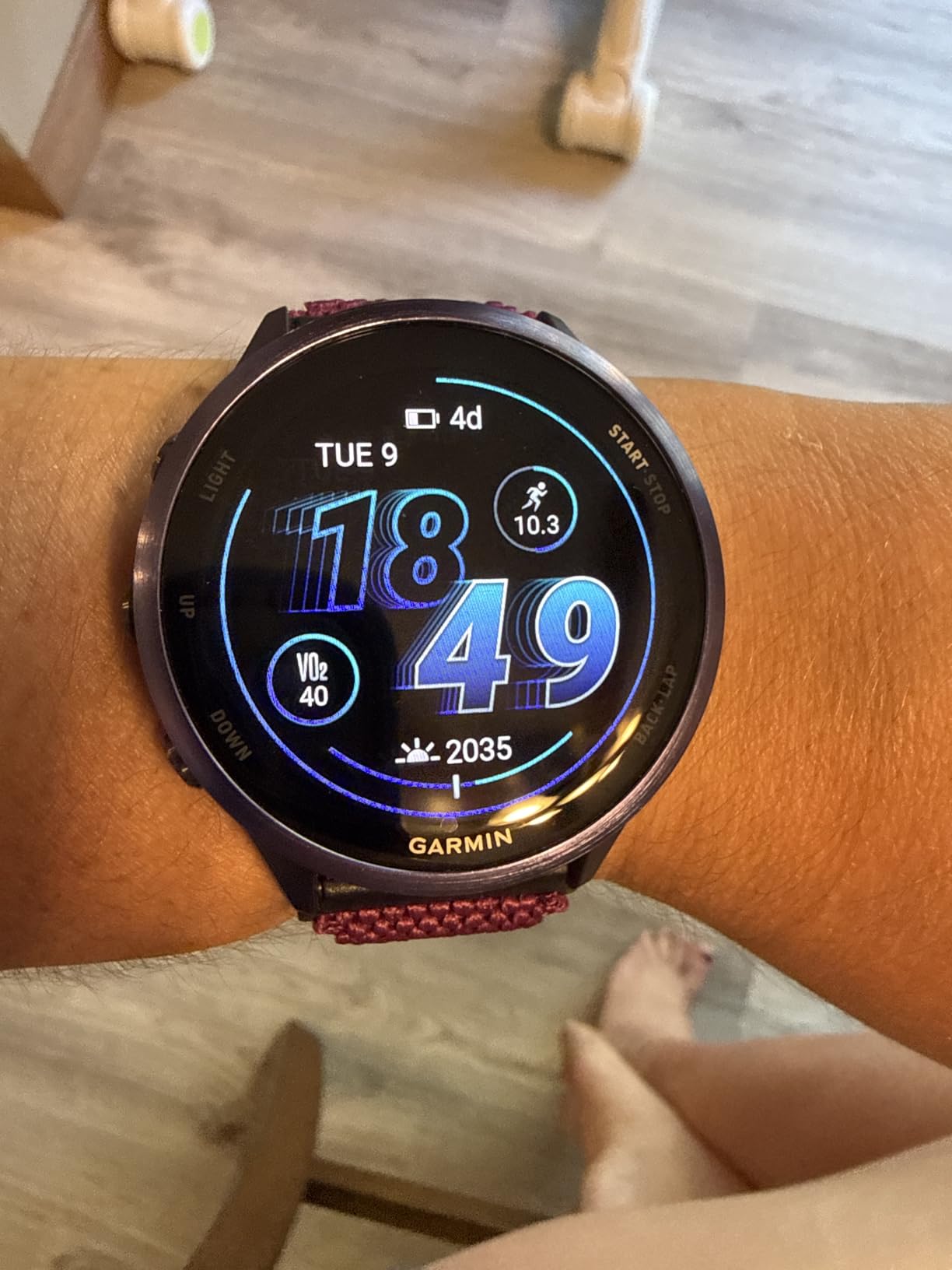 Garmin Forerunner 570, 42mm, Aluminum, Whitestone/Cloud Blue | Smaller-Sized Advanced GPS Running & Triathlon Smartwatch, AMOLED Display, Training & Recovery Features customer photo 1