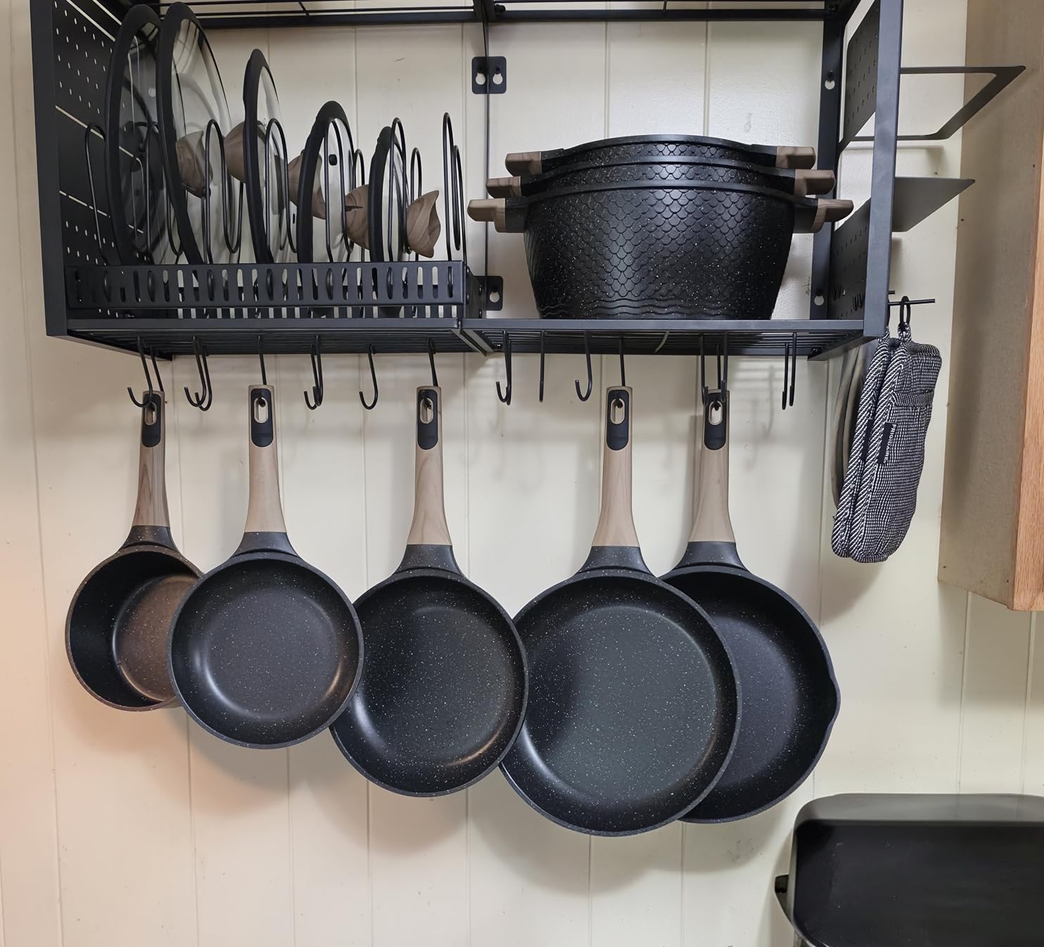 CAROTE 26PCS Pots and Pans Set Non Stick, Cookware Set Pots and Pans Induction Cook Ware, Nonstick Kitchen Cooking, PFOA Free customer photo 1