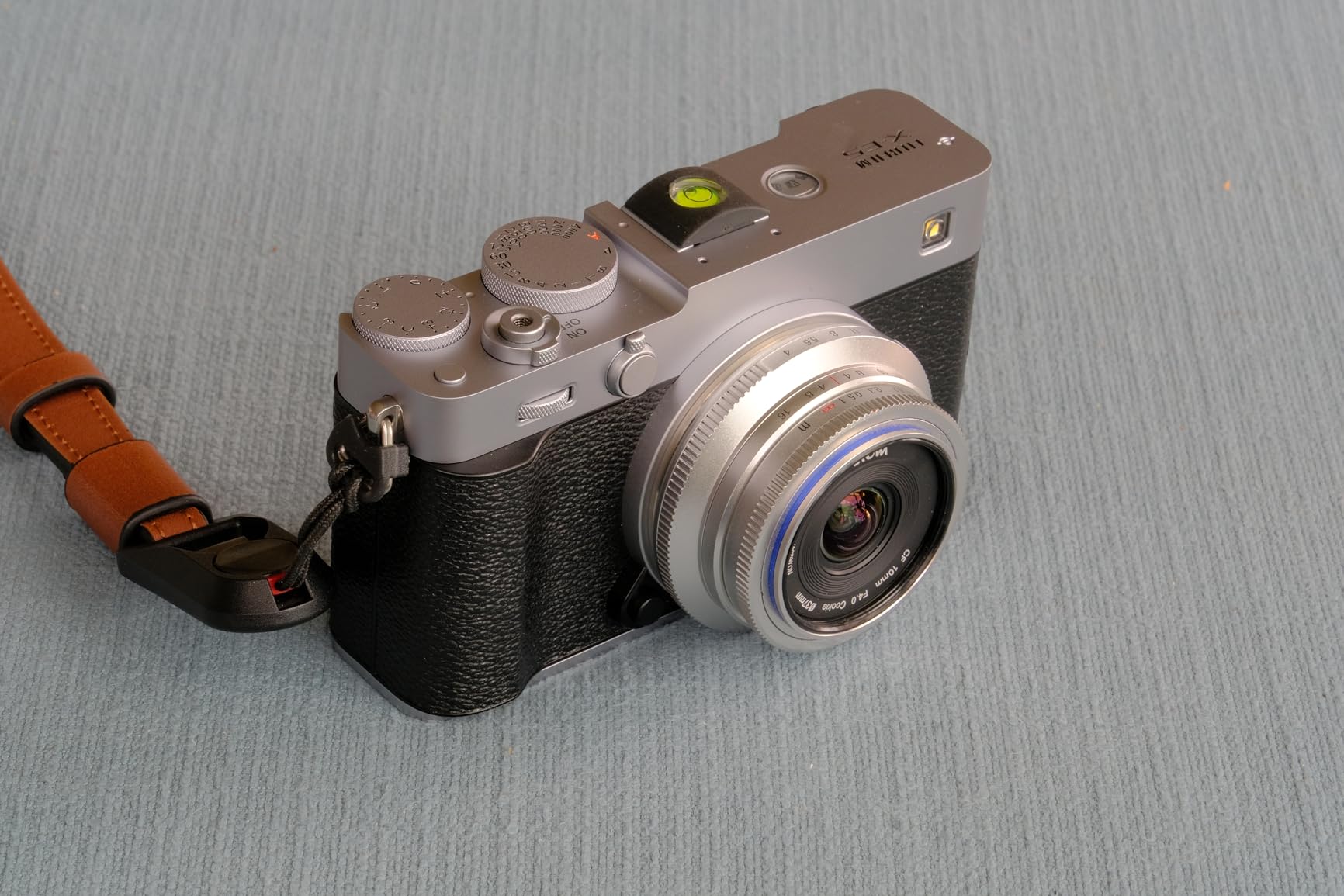 Fujifilm X-E5 Mirrorless Digital Camera XF23mmF2.8 Lens Kit - Black customer photo 2
