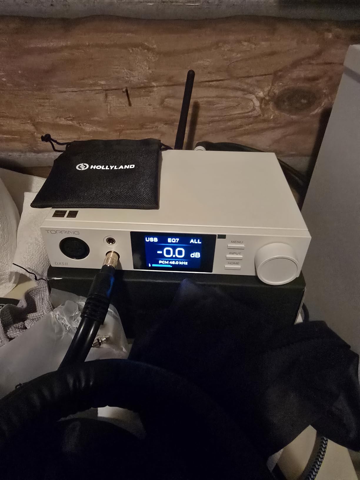TOPPING DX5 II Hi-Res DAC & Headphone Amp Combo - Dual ES9039Q2M, X-Hybrid Amp, 10-Band PEQ, LDAC Bluetooth 5.1, 4.4mm Balanced & 6.35mm Headphone Output, Preamp Mode, 12V Trigger (Black) customer photo 1