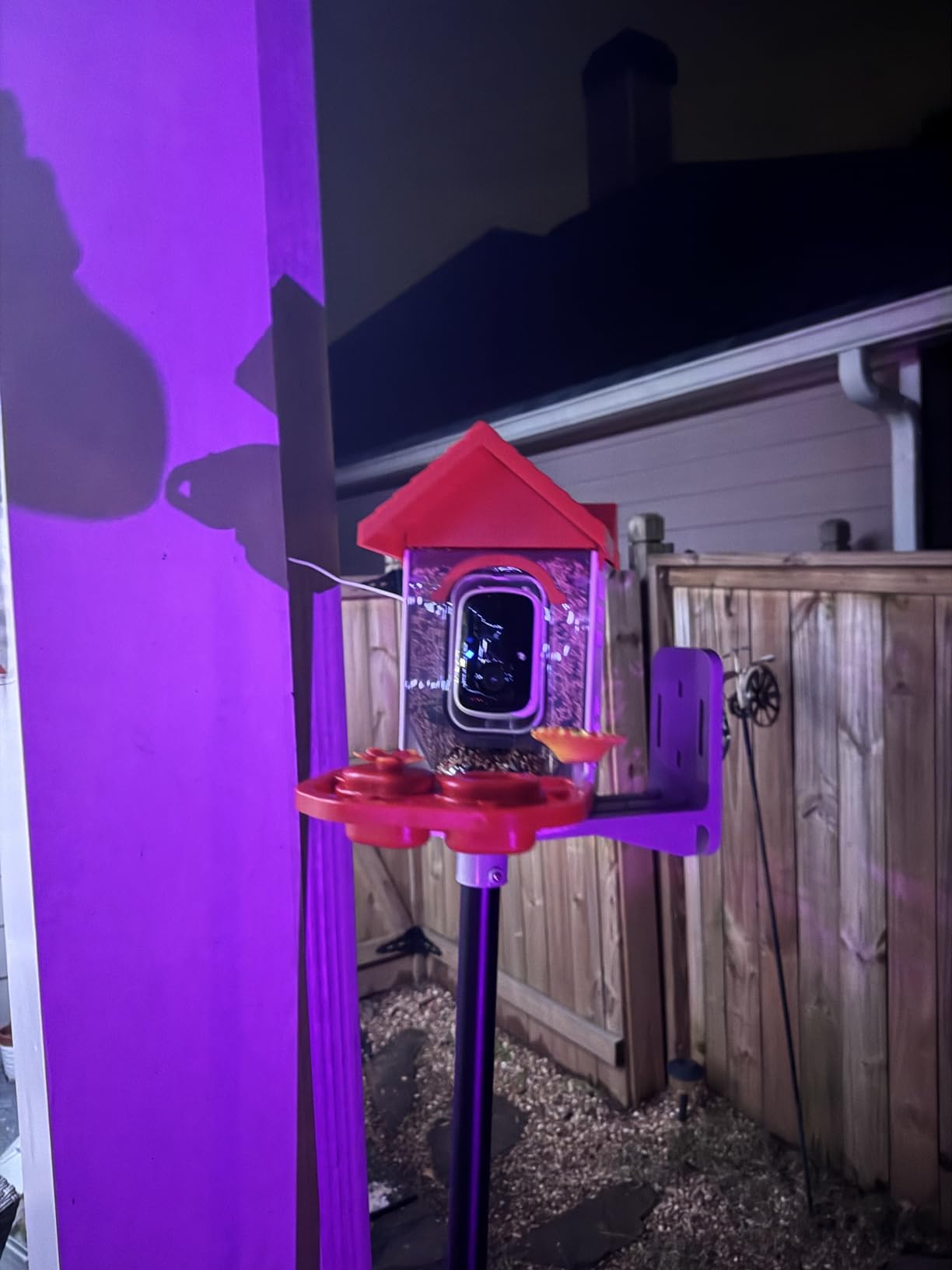 SV3C Bird Feeder with Camera, Smart Bird Feeder Camera with AI Identify Bird Species, Solar Powered, Instant Alerts, 2K HD Video, Various DIY Addons, 2.4G WiFi, Gift for Bird Lovers (Red) customer photo 1