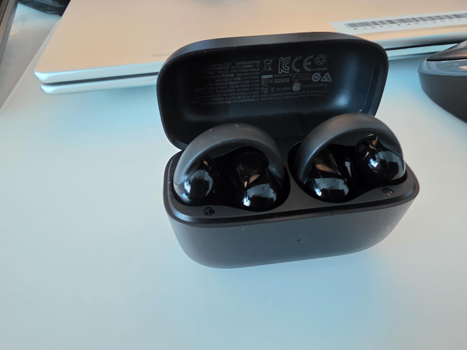 Soundcore C50i by Anker Open Ear Earbuds, Clip-On Headphones Over Ear for Running Workout, 12mm Drivers Powerful Bass, IP55 Waterproof, Bluetooth 6.0 Hi-Res, FlexiClip Design customer photo 1
