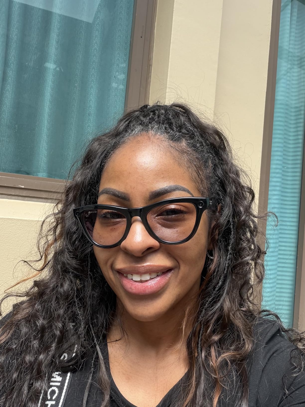 Ray-Ban (Gen 2), Skyler, Shiny Black | Smart AI Glasses for Men, Women - 2x Battery Life - 3K Ultra HD Resolution - 12 MP Ultra-Wide Camera, Audio, Video Recording - Green Lenses - Sunglasses customer photo 1