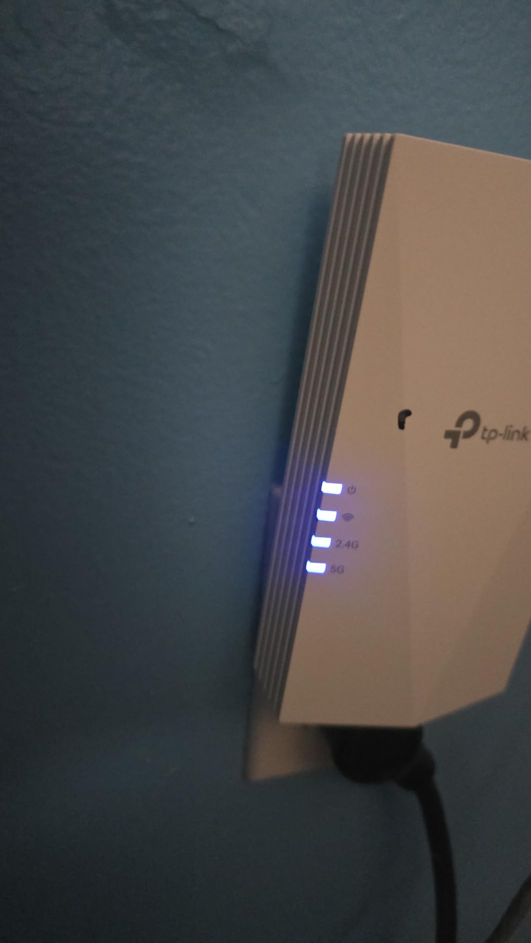 TP-Link RE515X AX1500 WiFi 6 Range Extender w/Ethernet Port | 1.5G Dual-Band Wireless Repeater Amplifier | Up to 1800 Sq. Ft., 64 Devices | Internet Signal Booster | APP Setup | EasyMesh Compatible customer photo 1