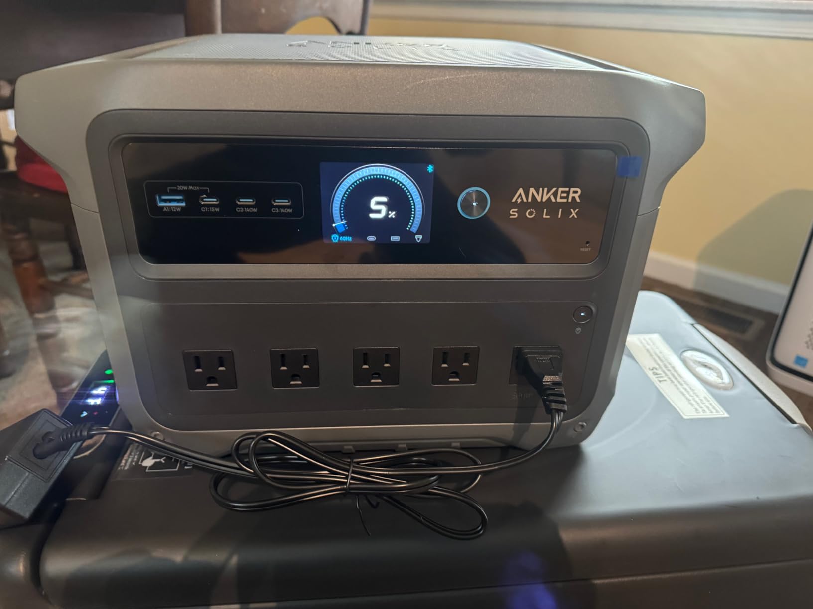 Anker SOLIX C1000 Gen 2 Portable Power Station 1,024Wh 2,000W Solar Generator customer photo 2