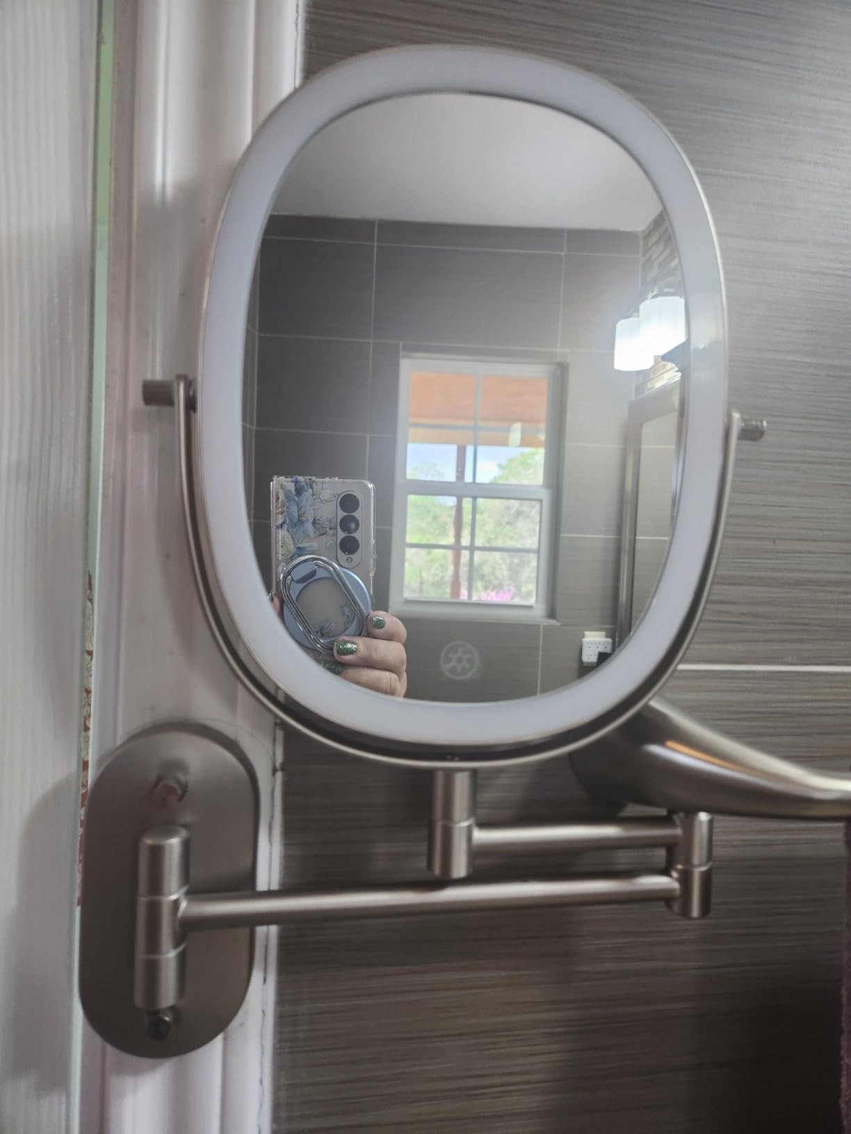 FUNTOUCH 30X/1X Wall Mounted Lighted Makeup Mirror, 5000mAh Rechargeable Oval Double Sided Touch Switch Magnifying Mirror with Light, 3 Color Setting, Extended Arm 360°Swivel Foldable, Black customer photo 1