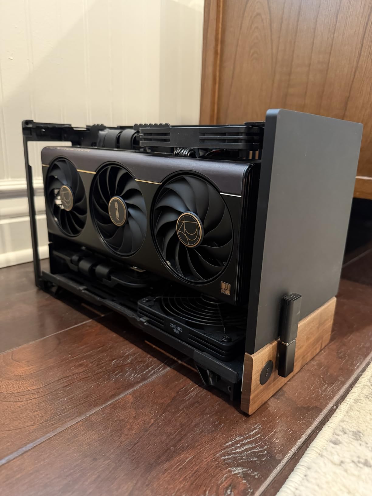 ASUS ProArt GeForce RTX 5080 16GB GDDR7 OC Edition Graphics Card customer photo 1