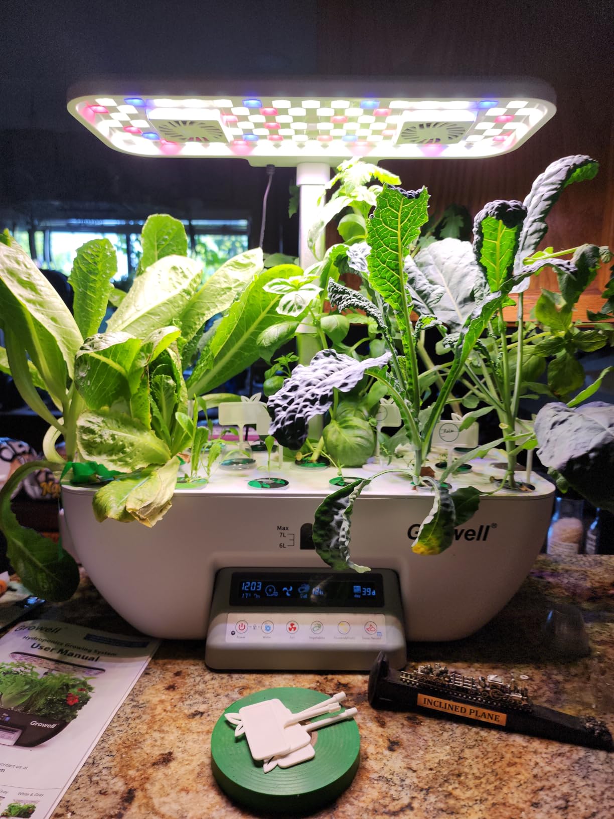Growell Hydroponics Growing System Kit, 17 Pods Indoor Herb Garden with 2 Fans Circulation, Grow Light, Smart Water Cycle, Auto Timer, 10L Water Tank, Perfect Indoor Gardening System Gifts(Black/White) customer photo 2