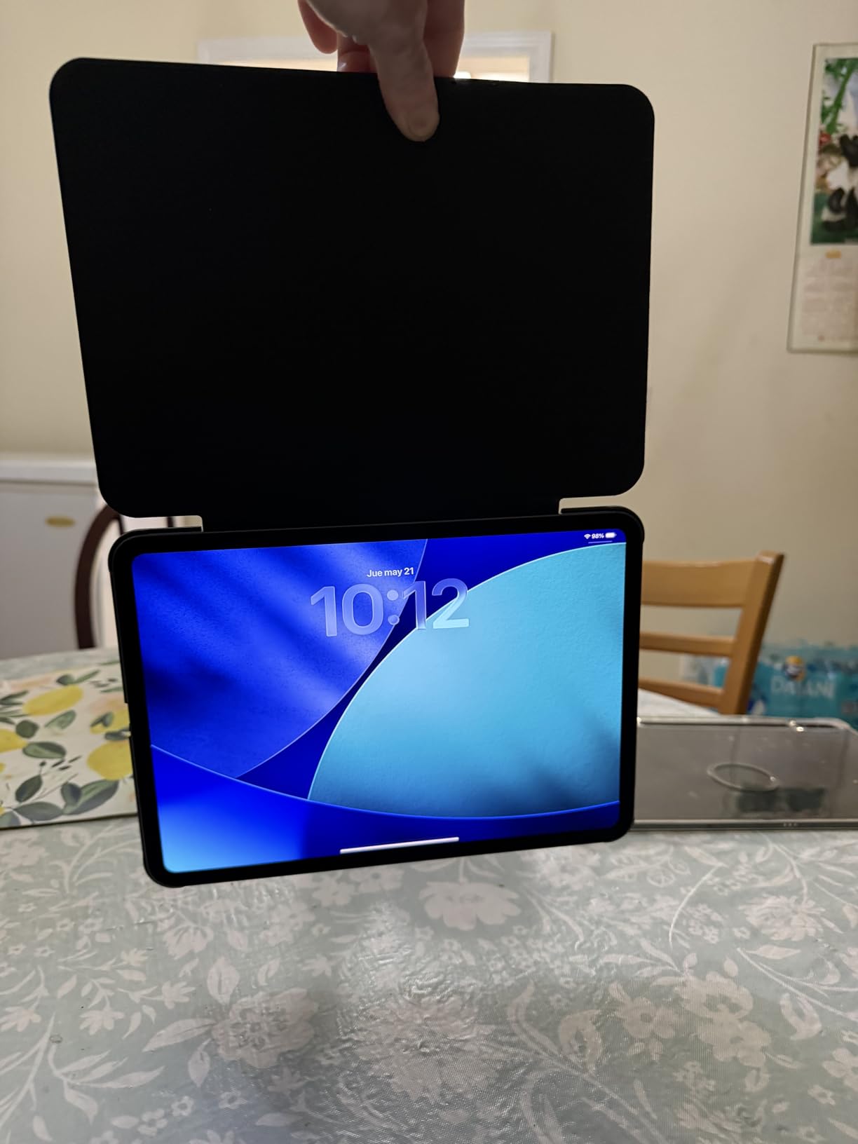 Apple iPad Pro 11-inch (M5): Ultra Retina XDR Display, 256GB, Landscape 12MP Front Camera/12MP Back Camera, LiDAR Scanner, Wi-Fi 7 with Apple N1, Face ID, All-Day Battery Life - Silver customer photo 1