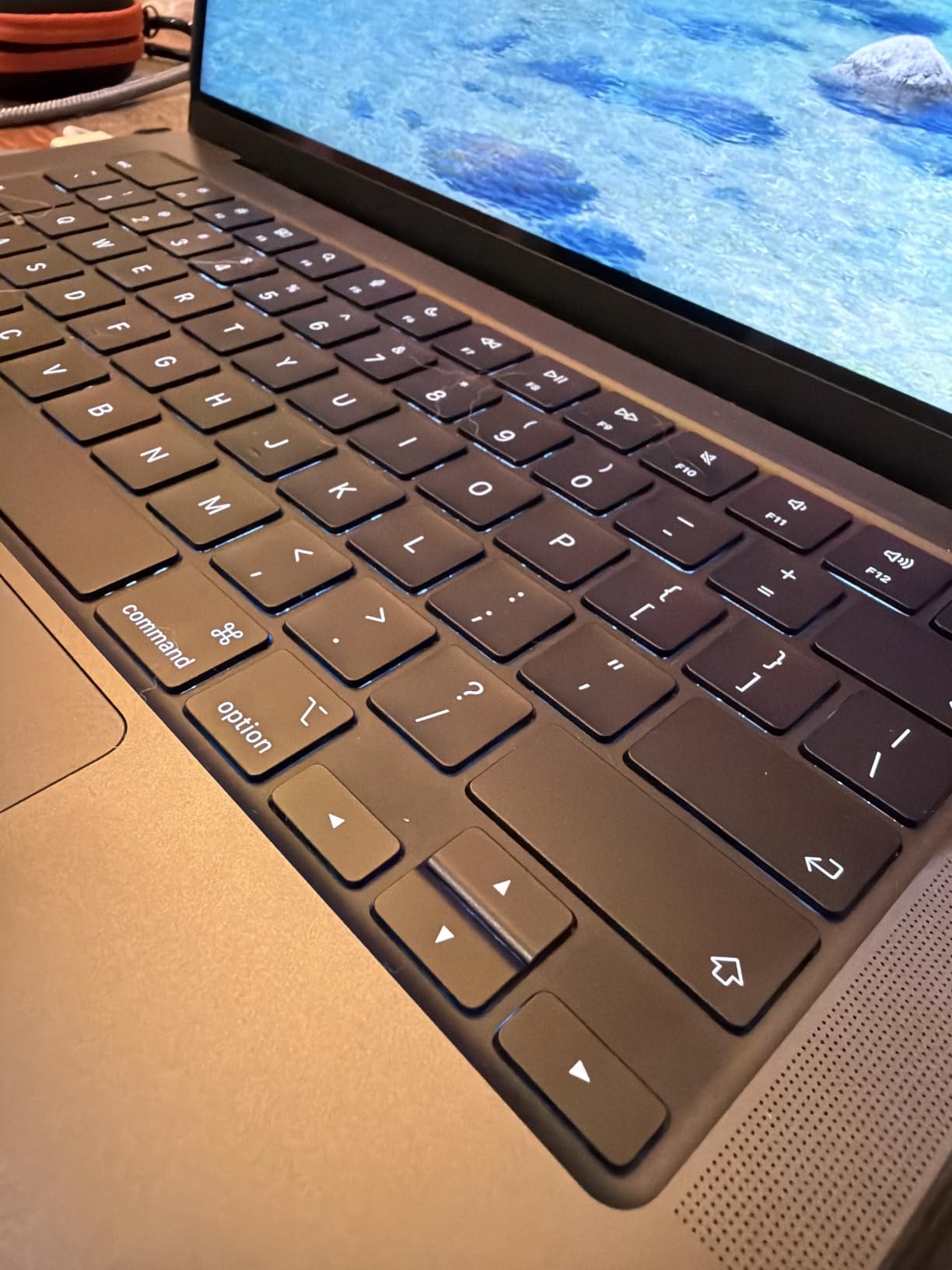 Apple 2025 MacBook Pro Laptop with Apple M5 chip with 10-core CPU and 10-core GPU: Built for AI, 14.2-inch Liquid Retina XDR Display, 24GB Unified Memory, 1TB SSD Storage; Space Black customer photo 2