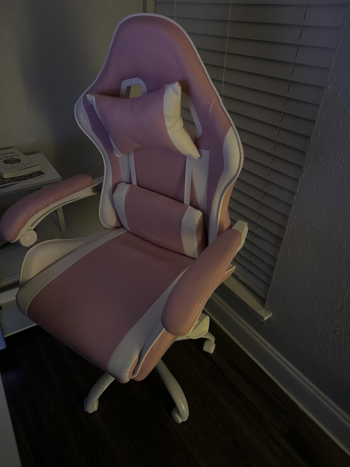 OS MOTOR Gaming Chair with Headrest and Lumbar Support, Ergonomic High Back Office Chair, Racing Style Executive Computer Desk Chair, Leather Adjustable Swivel Task Chair for Home Office (White) customer photo 1
