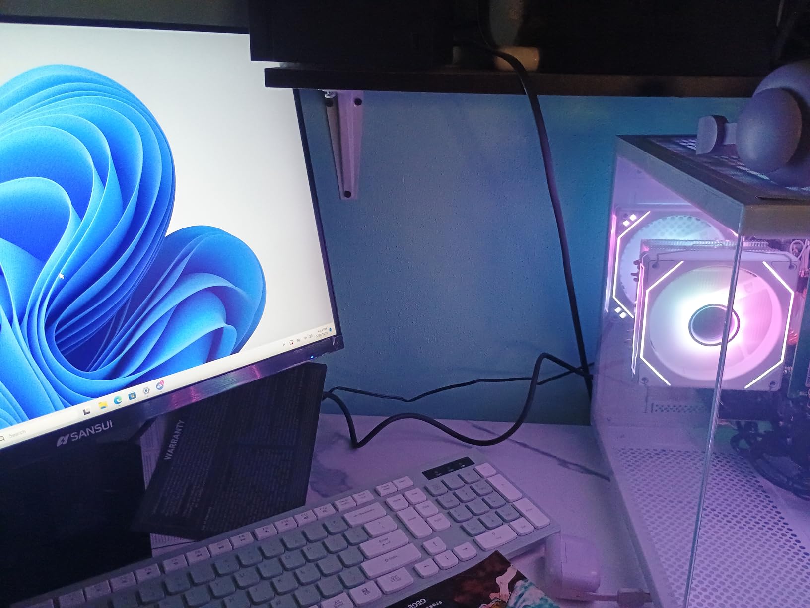 suevery Pre-Built Gaming PC, 16G DDR4 3200MHz RAM, AMD Ryzen5 6Cores 3.6G Up to 4.1G, PCIE 512G SSD, RTX 3050 6G, Wi-Fi 6 Tower White Everyday Use Desktop Computer Home customer photo 2