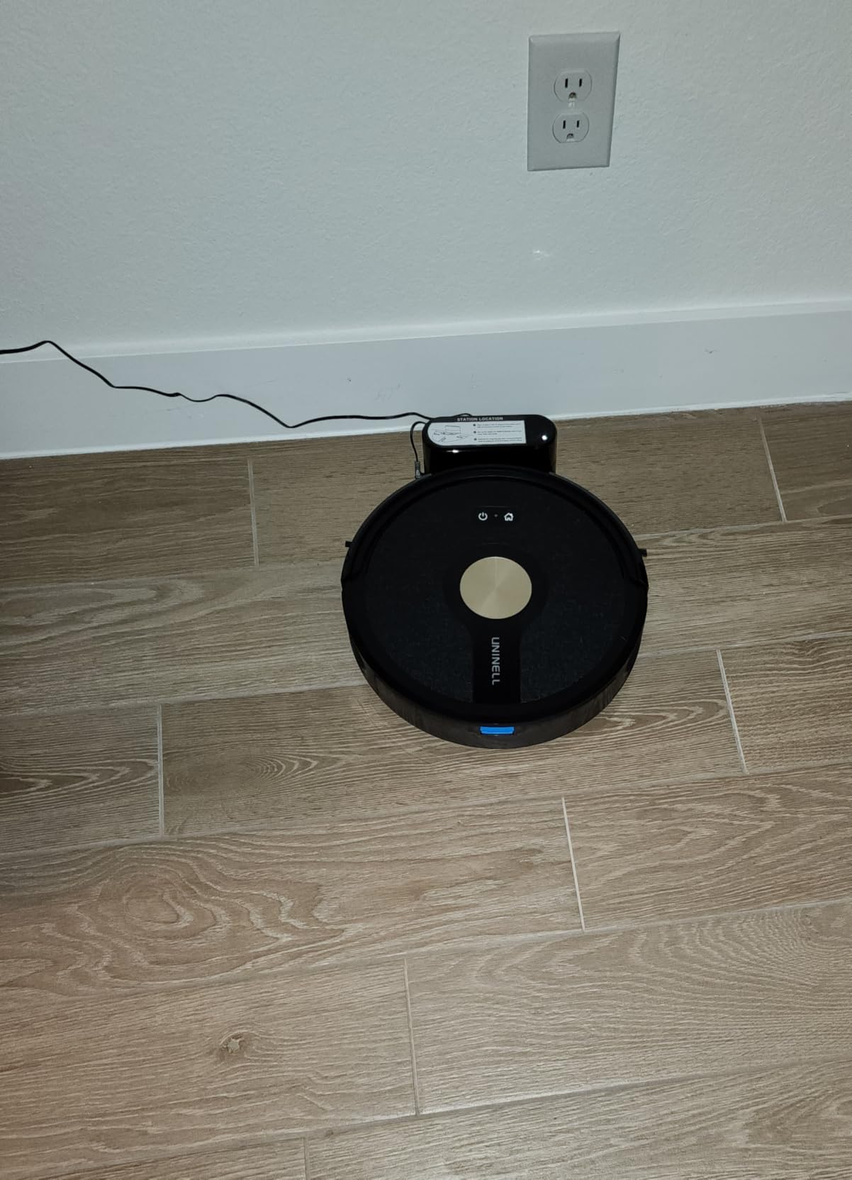 Robot Vacuum and Mop Combo,5000Pa Robotic Vacuum Cleaner,180mins Runtime Vacuum Robot with App/Remote/Alexa Control, Ideal for Hard Floor/Carpet/Pet Hair, Self-Charge,Schedule Clean(UR1) customer photo 2