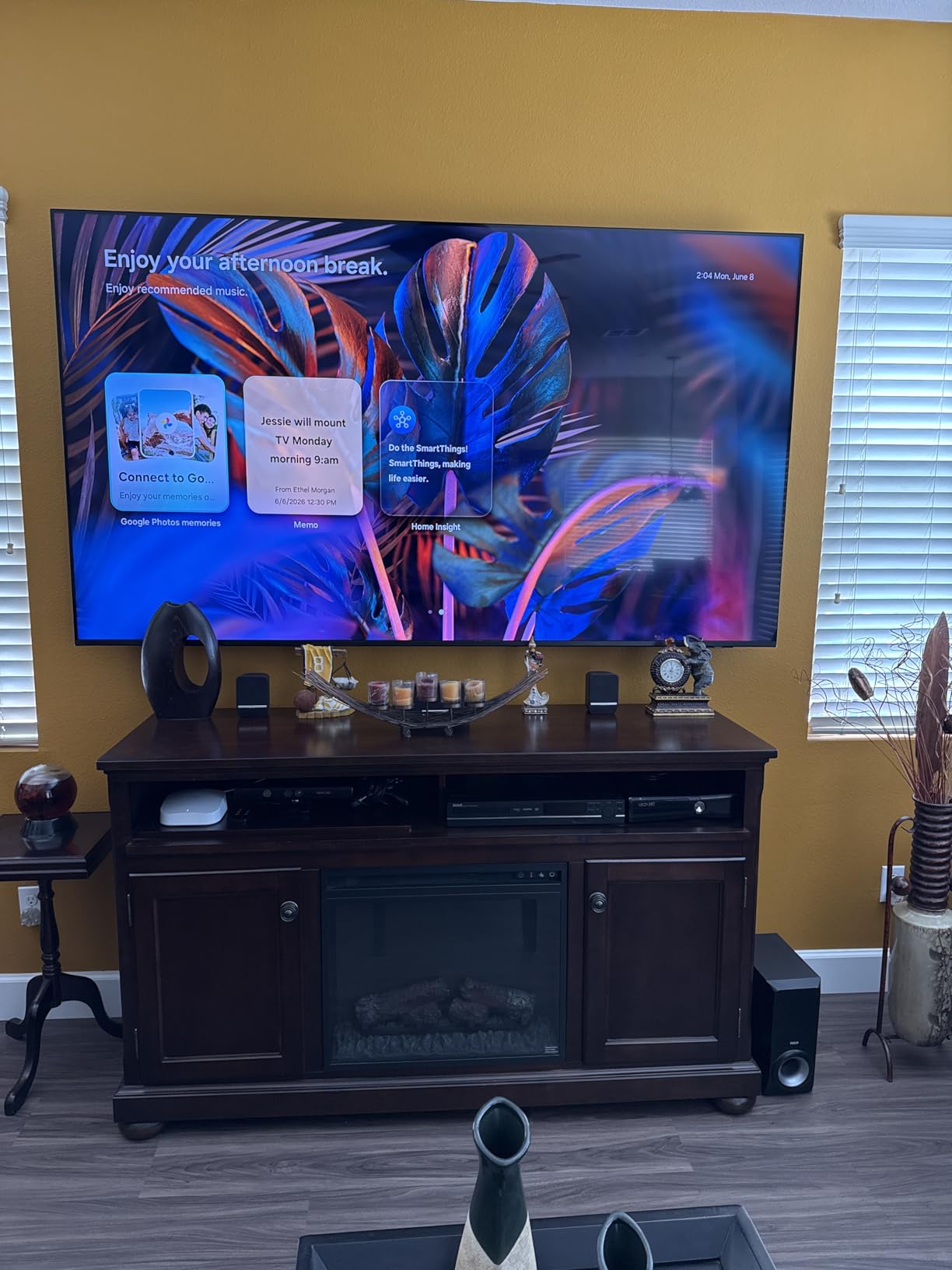85-Inch Class Mini LED M80H Series Samsung Vision AI Smart TV (2026 Model, 85M80H) Supersize Picture Enhancer, Pure Spectrum Color, Motion Xcelerator 144Hz, Alexa Built-in customer photo 1