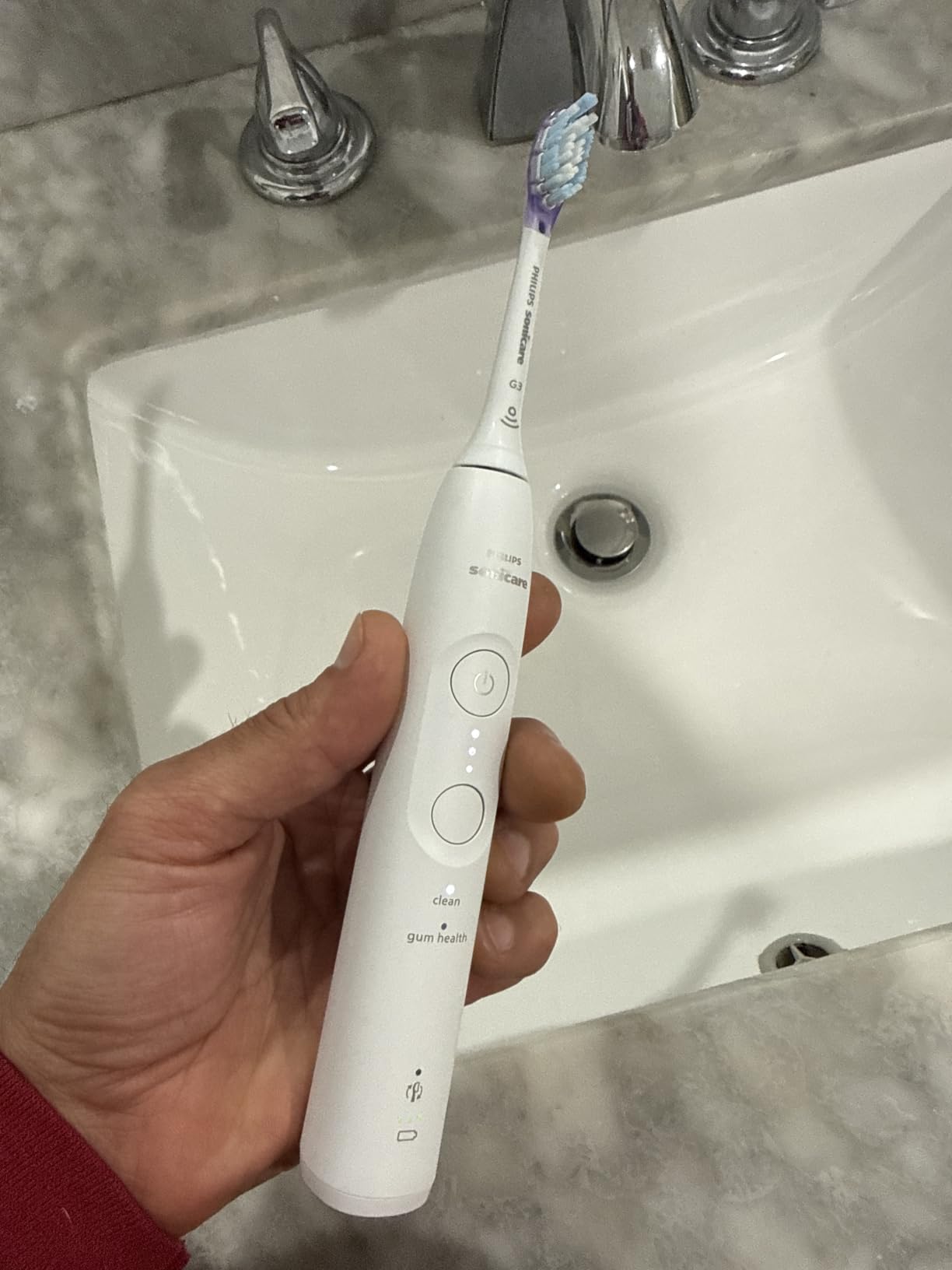 Philips Sonicare 5950 Rechargeable Electric Toothbrush, 2 Brush Head, Black | 1000% More Plaque Removal, Pressure Sensor, 6 Brush Settings, 21-Day Battery, Includes Travel Case, HX7131/03 customer photo 1