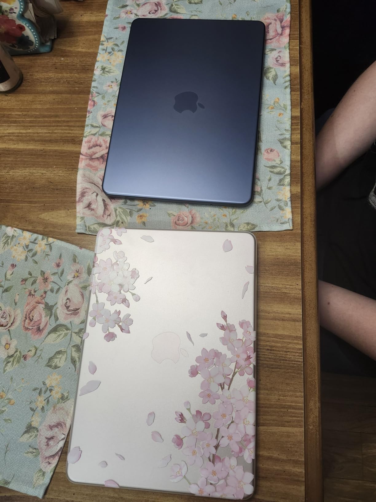 Apple 2026 MacBook Neo 13-inch Laptop with A18 Pro chip: Built for AI and Apple Intelligence, Liquid Retina Display, 8GB Unified Memory, 256GB SSD Storage, 1080p FaceTime HD Camera; Silver customer photo 2