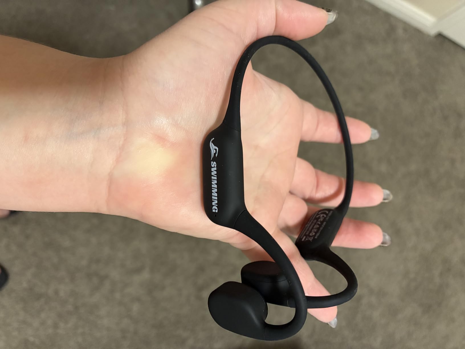 Swimming Headphones Underwater,Bone Conduction Headphones Bluetooth 5.4,Wireless Open Earphone Sport built-in MP3 player 32GB Memory,IP68 Waterproof Earphones for Running,Cycling,Fitness,swimming customer photo 1