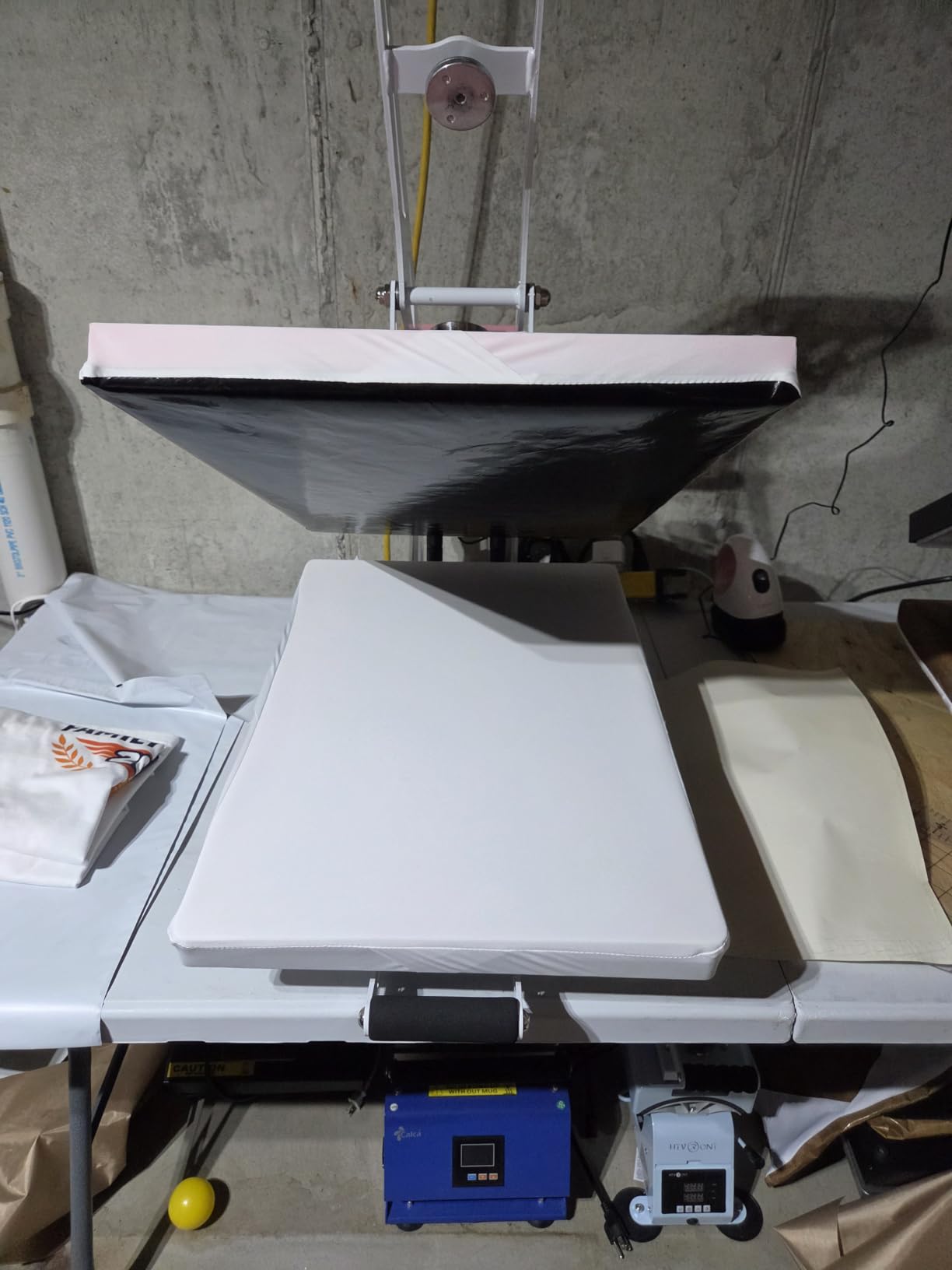 24x32 Inch Manual Heat Press Machine 110V 4500W, Heavy Duty Shirt Press with Slide Out Drawer Lower Platen, Large Format Sublimation Press for T-Shirts customer photo 1
