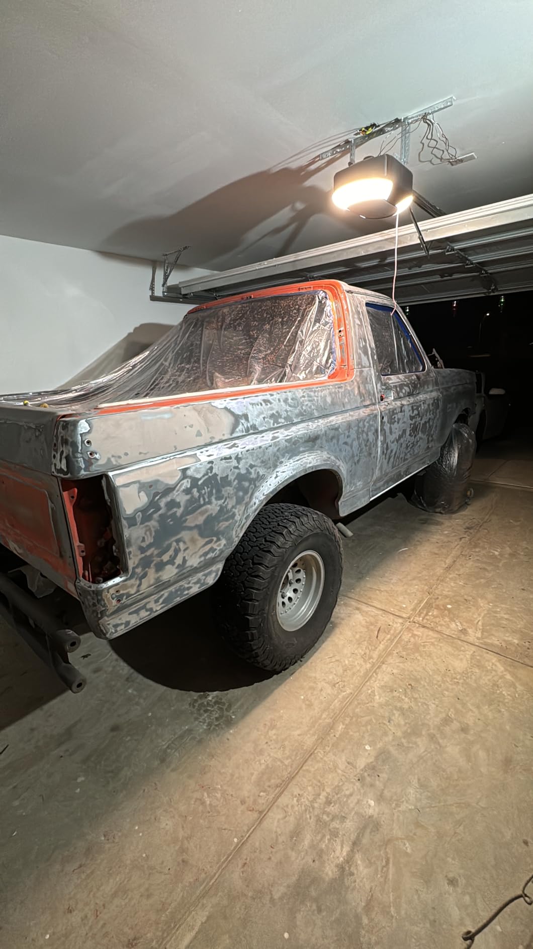 Bondo Body Filler, Original Formula for Fast, Easy Repair & Restoration for your Vehicle, 00262, Filler 1.57 lb and Hardener 0.75 oz, 1 Can customer photo 1