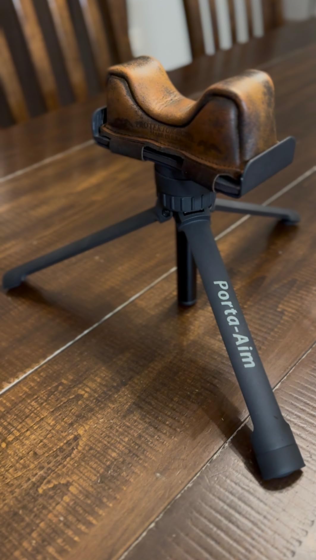 Vanguard Porta Aim Gun Rest. Compact and Portable Bench Rest. Quick Height Adjustment. Anti-Vibration Bag Rotates 360 Degrees, Black customer photo 2