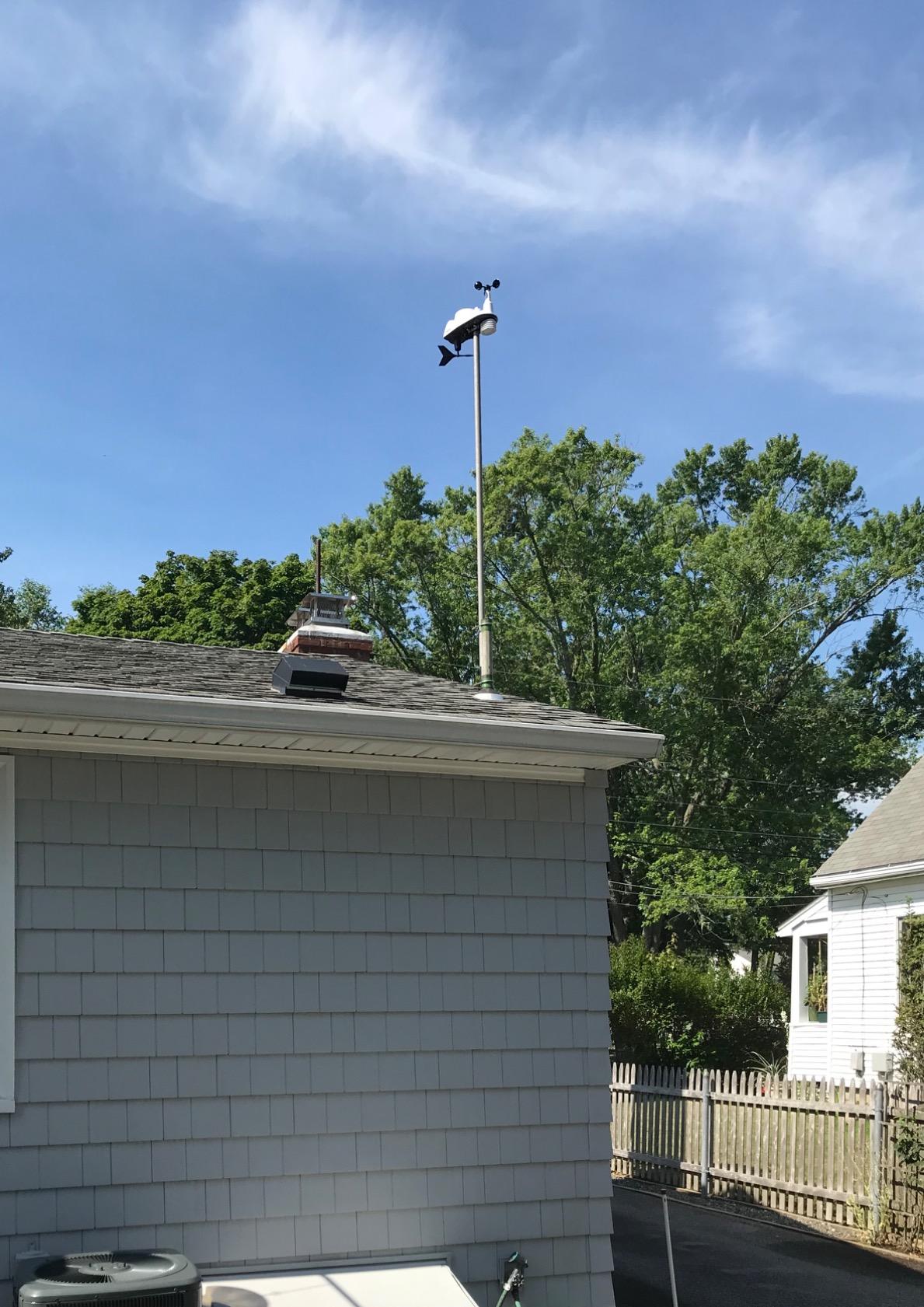 Davis Instruments 6357 Vantage Vue Professional Weather Station - Wireless & Solar Powered customer photo 2