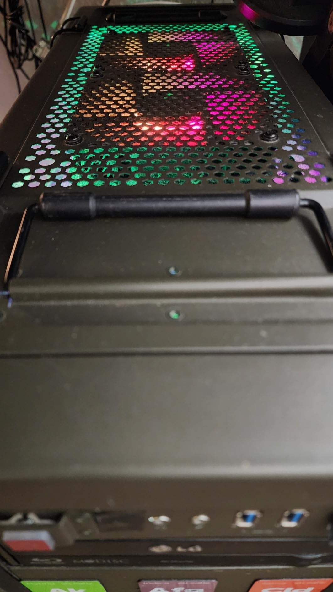 Intel Core i9-9900K Desktop Processor 8 Cores up to 5.0 GHz Turbo Unlocked LGA1151 300 Series 95W customer photo 2