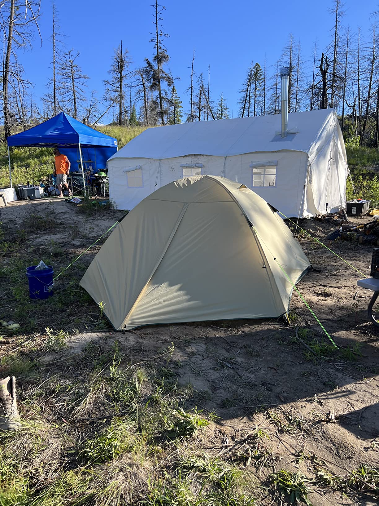 ALPS Mountaineering Taurus 4 Outfitter Tent - Heavy-Duty Four Person Camping Tent, Spacious, Rugged and Weatherproof customer photo 1