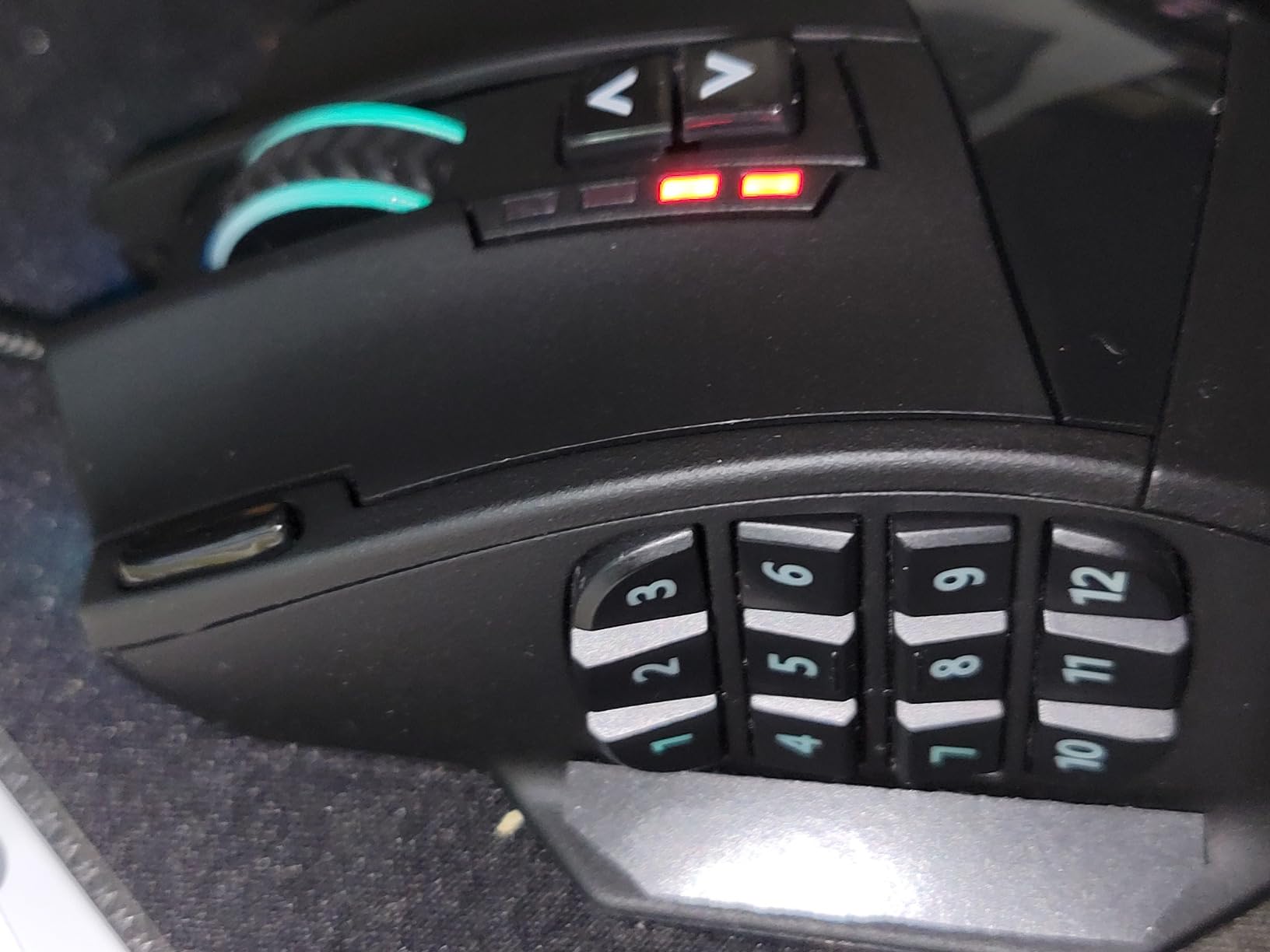 UtechSmart Venus Pro Wired MMO Gaming Mouse - 16000 DPI RGB | 16 Programmable Buttons, Lag-Free 2.4G, 70Hr Battery, Ergonomic Grip, Optical Sensor, [IGN's Recommendation] customer photo 1