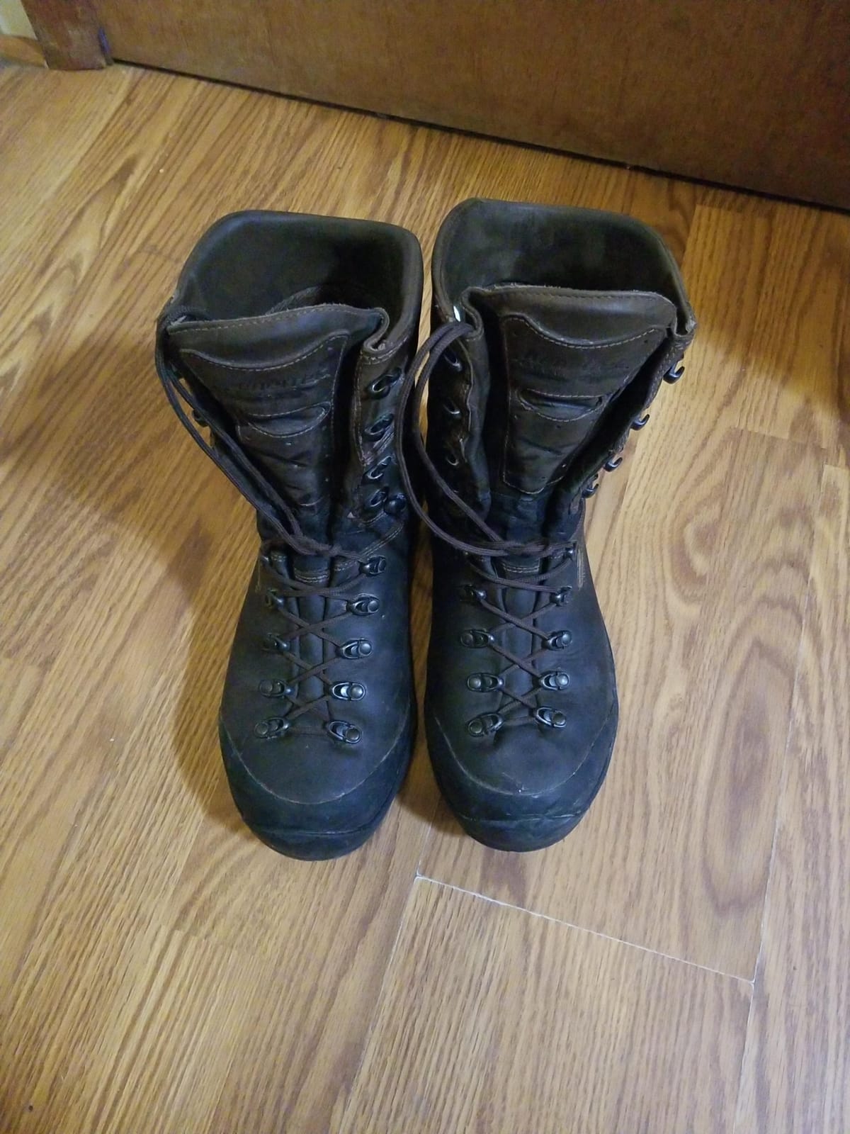 Kenetrek Men's Mountain Guide Non-Insulated Hiking Shoes customer photo 2