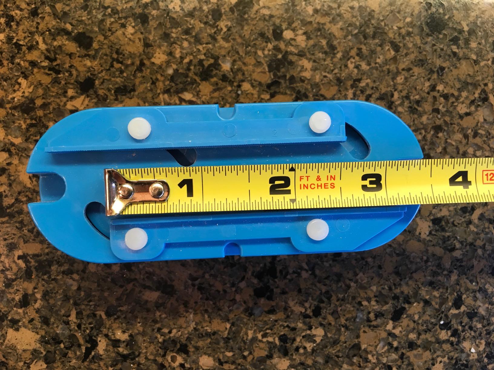 Multiple Pill Splitter. Original Patented Design, with Accurate Pill Alignment, Sturdy Cutting Blade and Blade Guard, for Splitting and Quartering Round or Oblong Pills.US Patent No. 9,827,165. customer photo 1