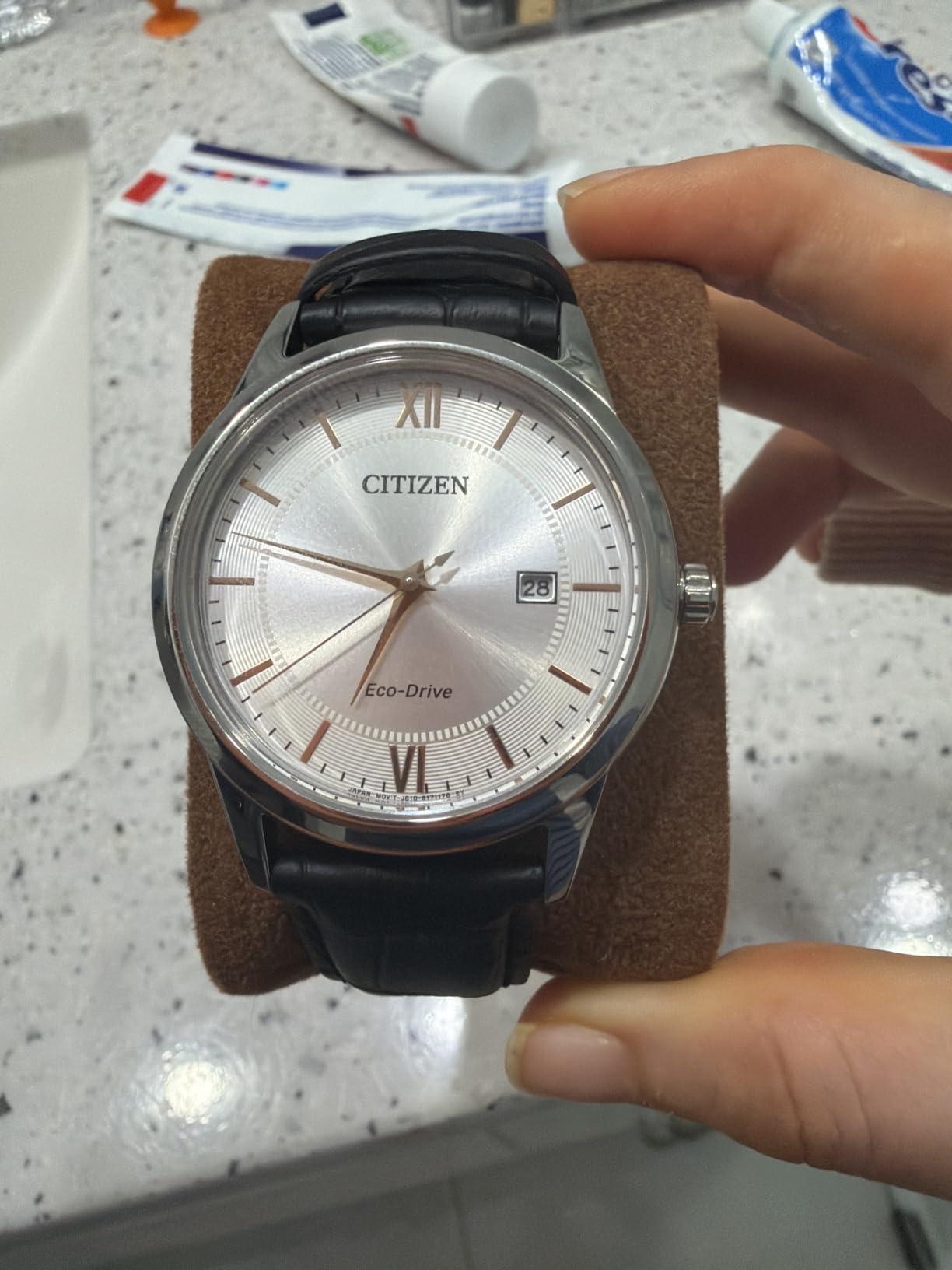 Citizen Men's Classic Eco-Drive Leather Strap Watch, 3-Hand Date customer photo 2