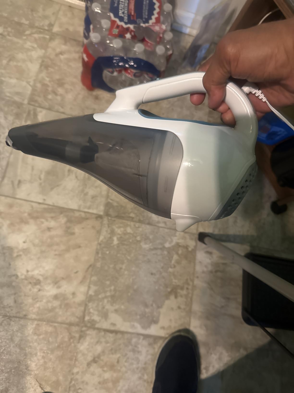 BLACK+DECKER dustbuster Cordless Handheld Vacuum, Portable Vacuum for Car and Home Rechargeable, Powerful Suction, Wide Mouth (HHVI315JO42) customer photo 1