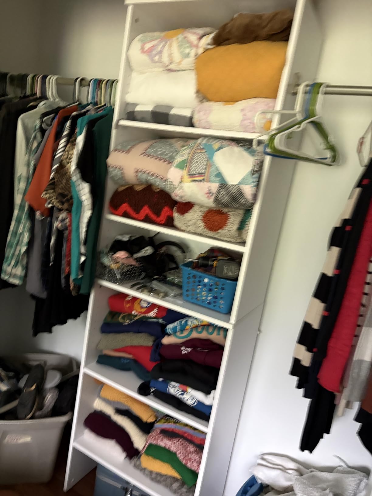 ClosetMaid SuiteSymphony Wood Closet Organizer System, 25-Inch Starter Kit with Tower and 3 Hang Rods and Shelving, Adjustable Shelves, Customizable Insert, Reach-in or Walk-in Closets, Pure White customer photo 2