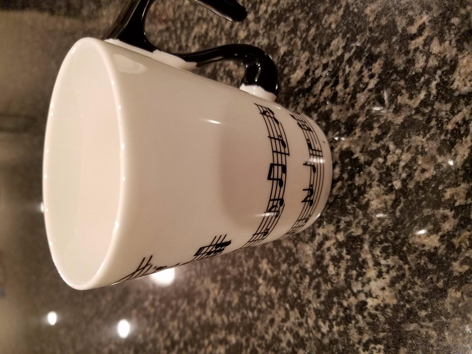 HLJgift Creative Ceramic Musician Coffee Mug Tea Cup with Lid Staves Music Notes as Valentine's Day Gift Teacher Gift customer photo 2
