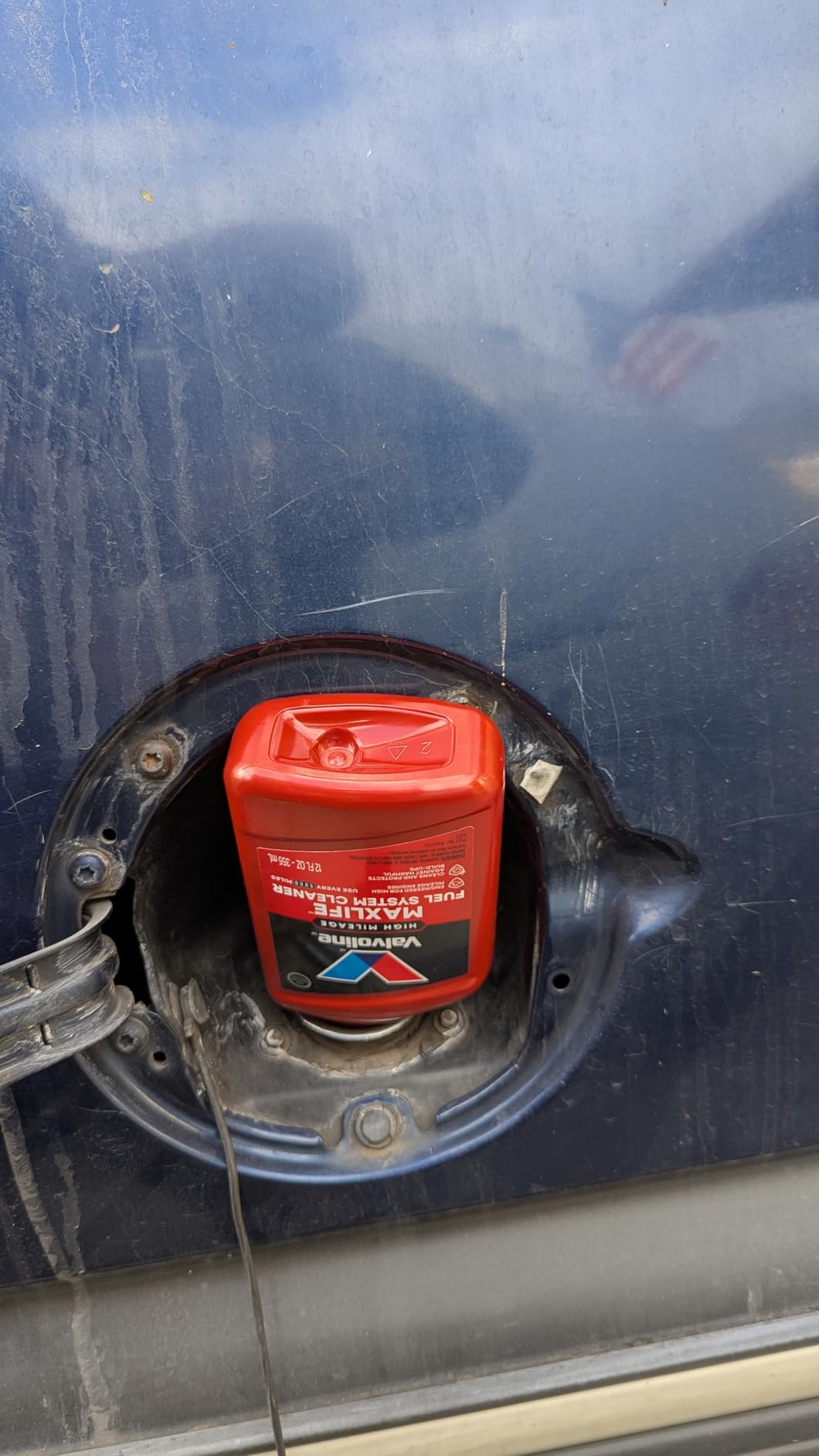 Valvoline MaxLife Complete Fuel System Cleaner, 12 oz - Cleans fuel systems while helping restore performance and fuel efficiency. customer photo 1