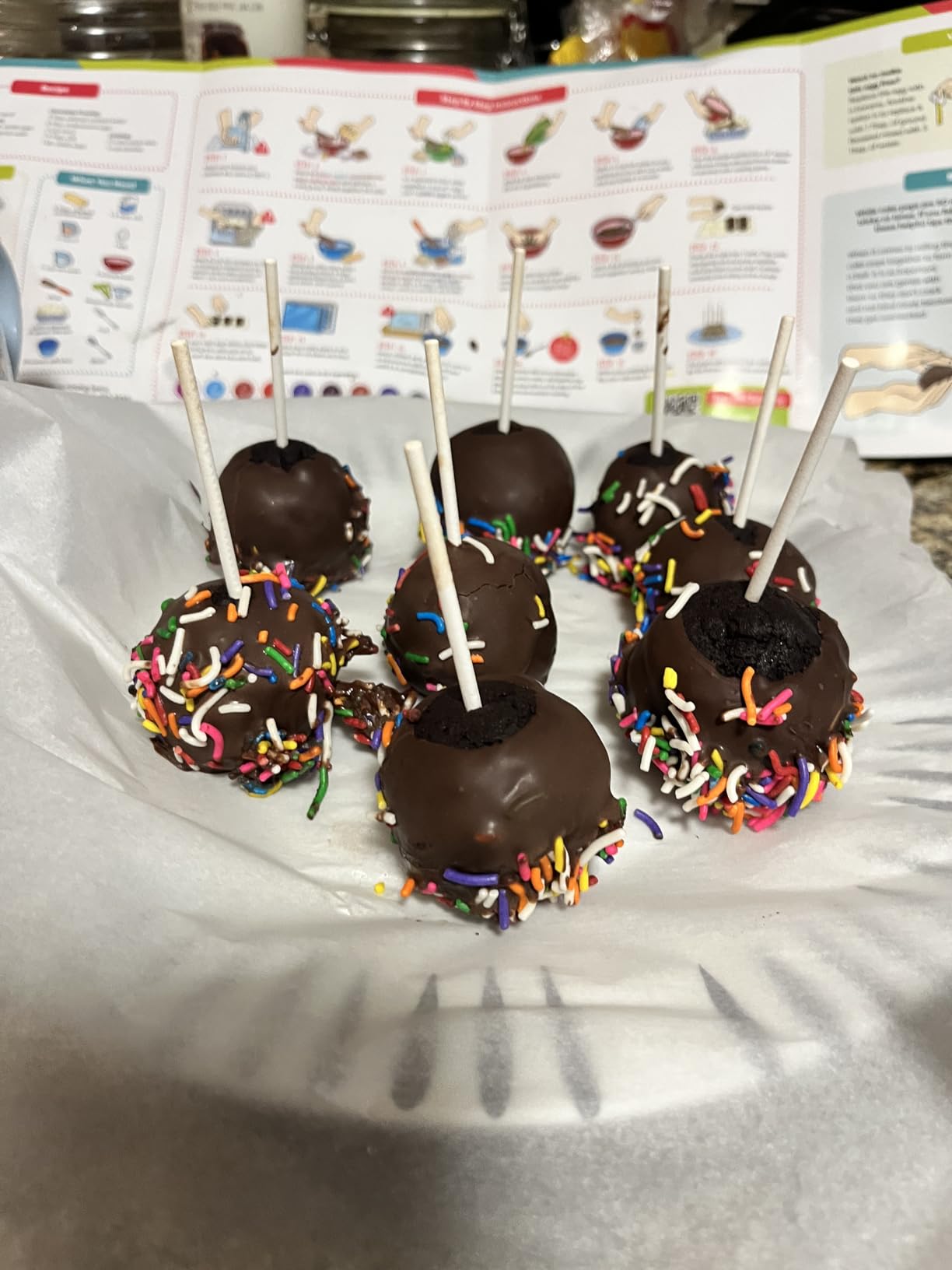 Baketivity DIY Cake Pop Kids Baking Kit with Pre-Measured Ingredients | Bake 10-12 Treats with Decorating Supplies, Activity Book, and Simple Recipe Gift Idea for Boys and Girls Ages 4-12 customer photo 1
