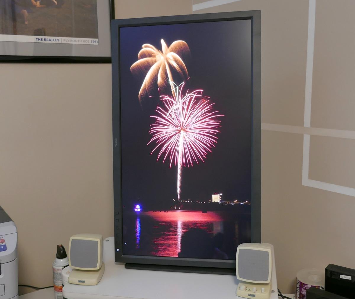 BenQ SW320 31.5