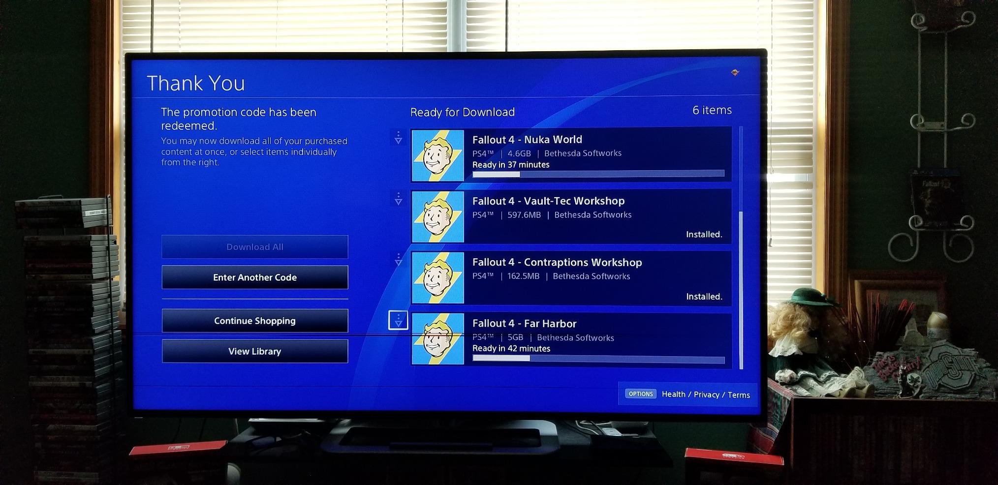 Fallout 4 Game of The Year Edition - PlayStation 4 customer photo 2