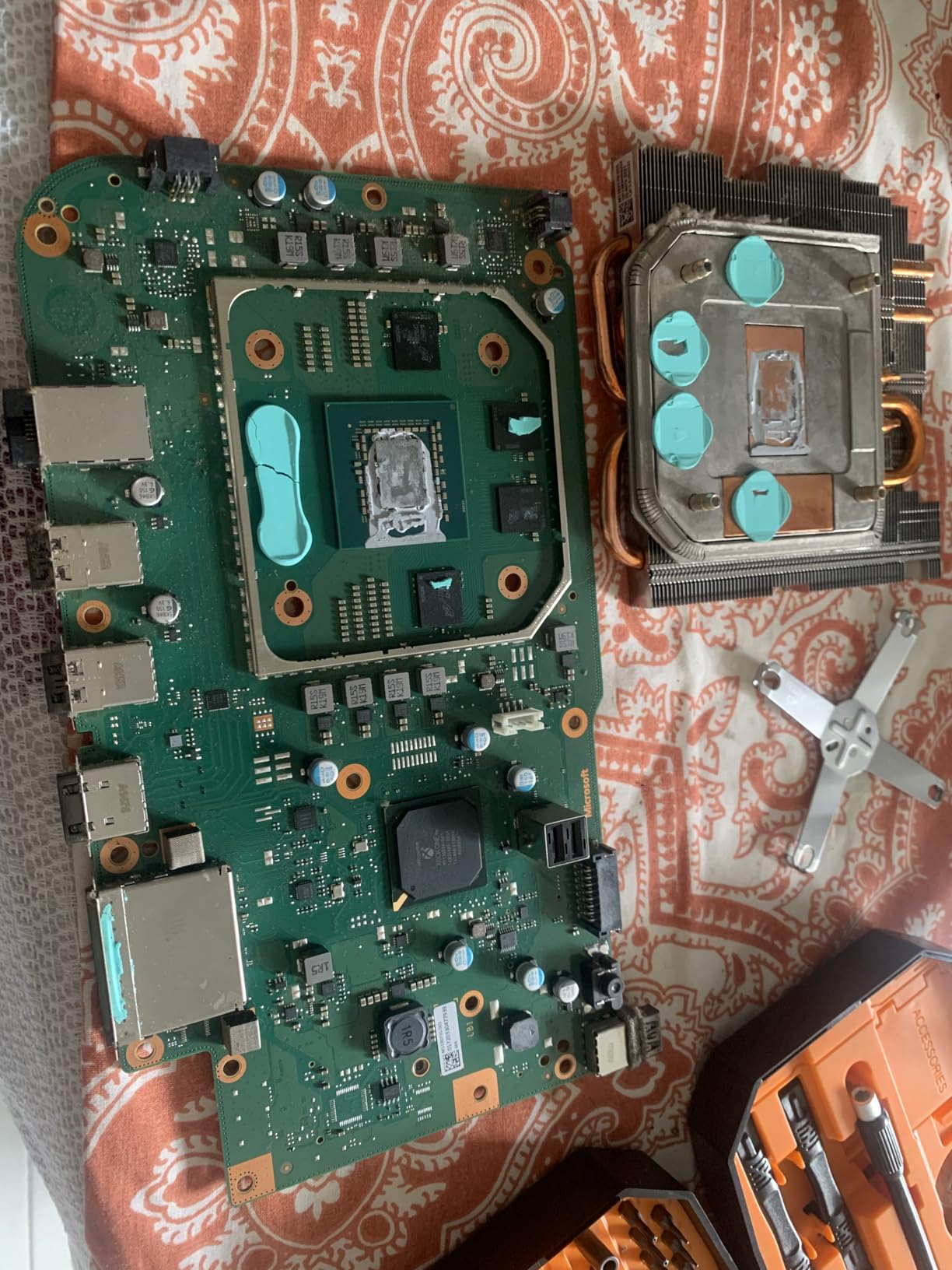 ARCTIC MX-4 (incl. Spatula, 4 g) - Premium Performance Thermal Paste customer photo 1