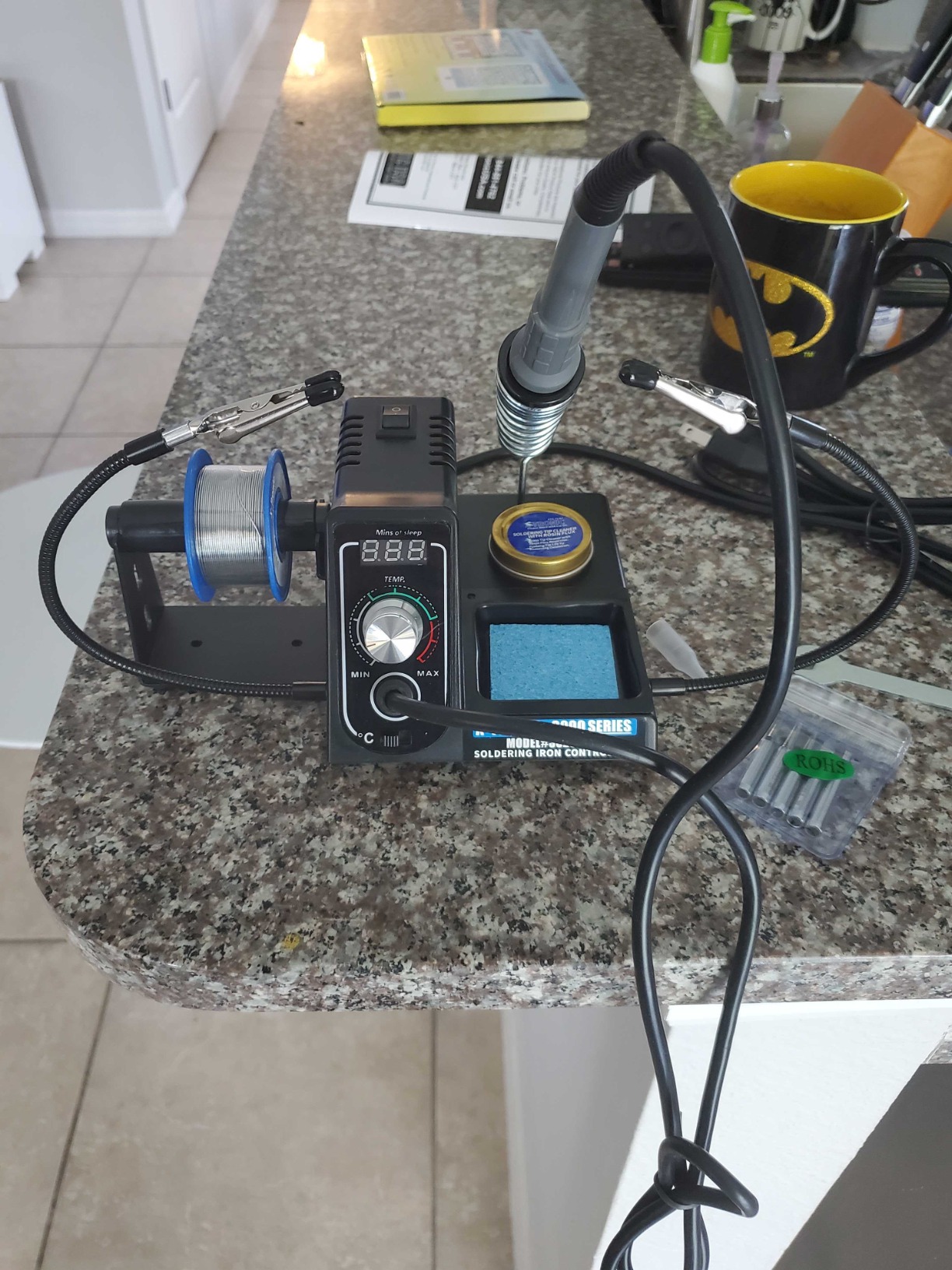 The Original X-Tronic 3020-XTS • 75W Soldering Iron Station Kit • 2 Helping Hands • Silicone Tool Mat • 5 Extra Tips • 50g Roll of Solder • Brass Sponge • Cleaning Flux • C/F Conversion • Auto Sleep! customer photo 1