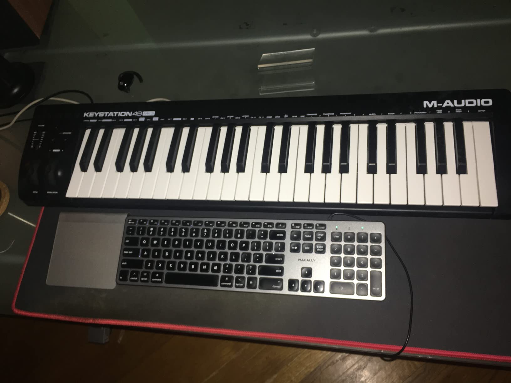 M-Audio Keystation 61 MK3 USB MIDI Controller customer photo 2