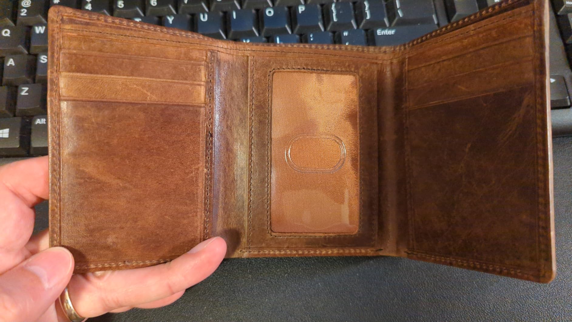 BULL GUARD Best Leather Men's RFID Trifold Wallet With ID Great Outdoor Wallet Durable Top Grain Leather Forest Brown, Double Cash Comparment with Secret Pocket, Compact & Secure Design, In Gift Box customer photo 1