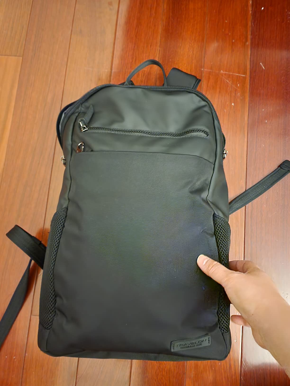 Travelon Anti-Theft Metro Backpack with RFID blocking pouch customer photo 1
