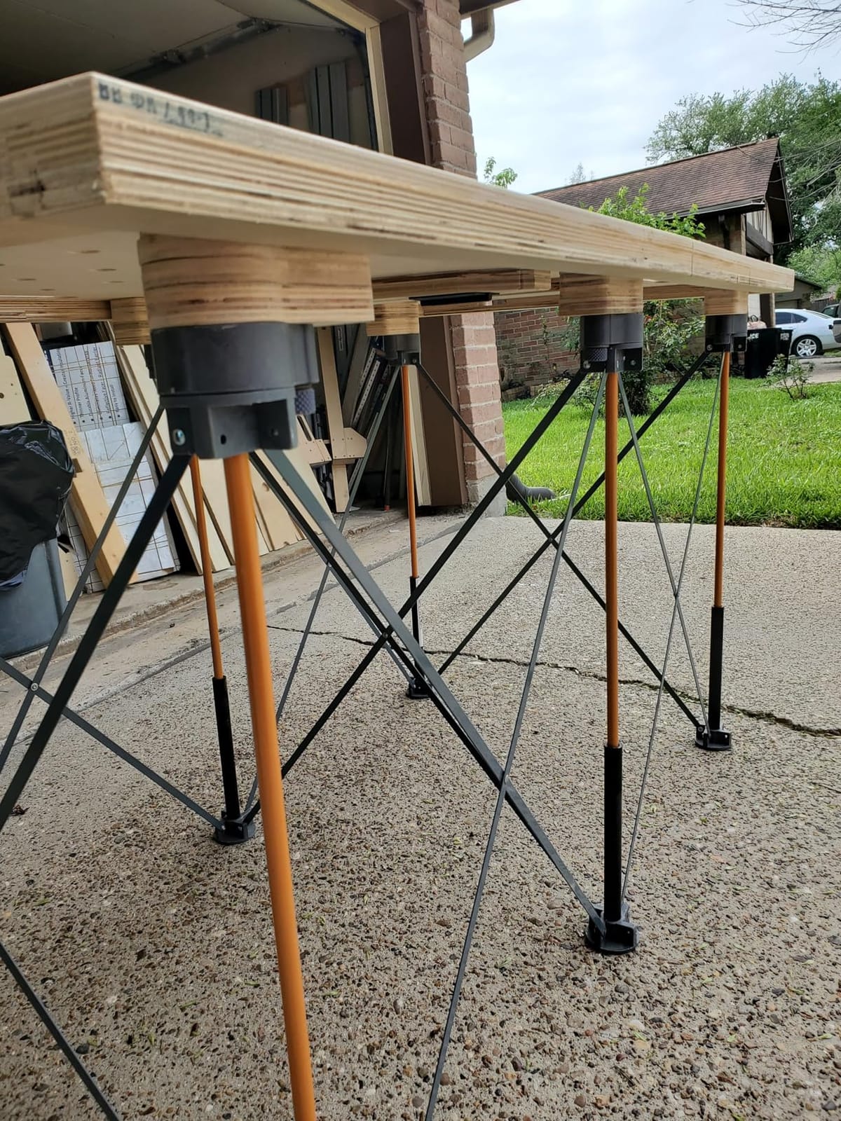 BORA Centipede Folding Work Table 4x8 ft Portable Workbench, 6000 Lbs Load Capacity customer photo 2