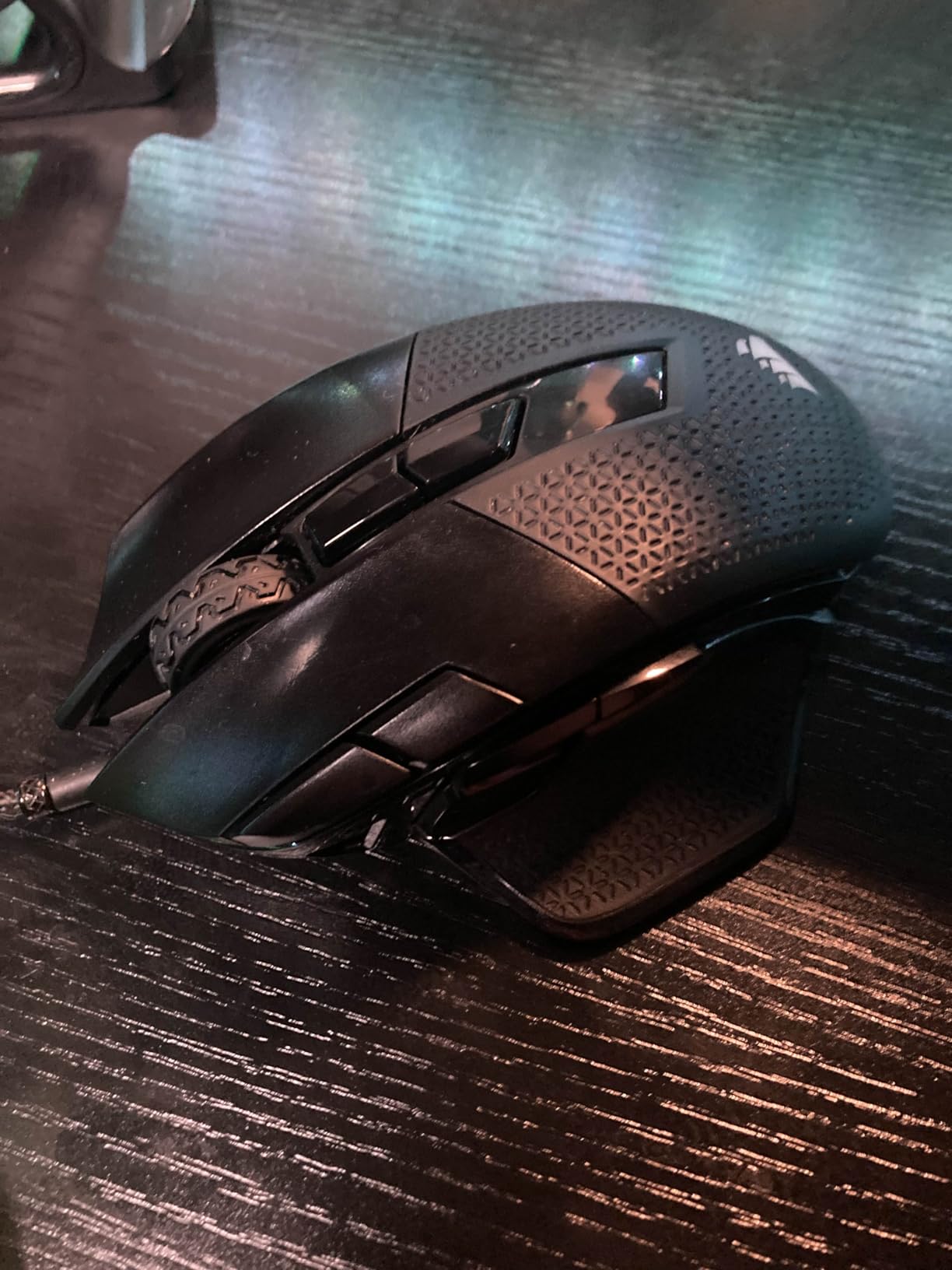 Corsair NIGHTSWORD RGB Gaming Mouse for FPS, MOBA - 18,000 DPI - 10 Programmable Buttons - Weight System - iCUE Compatible - Black customer photo 2