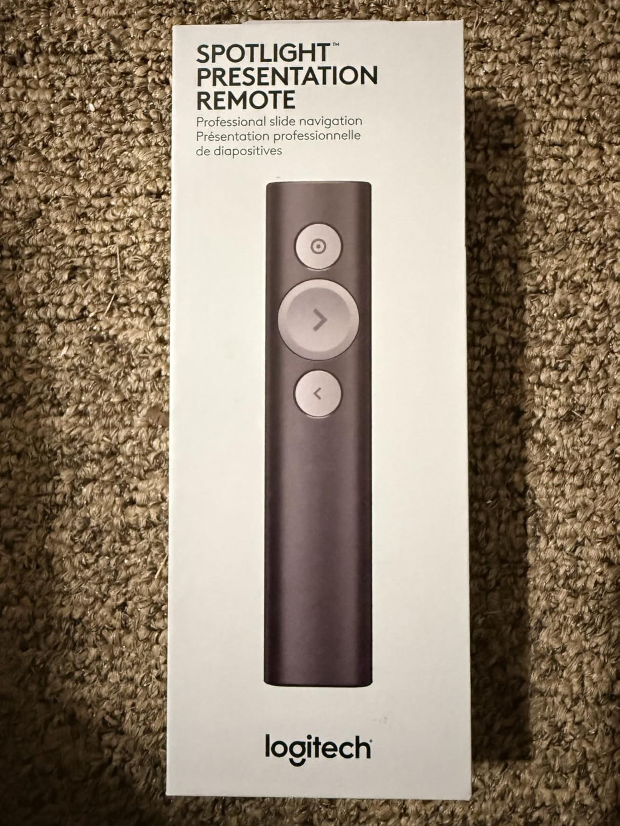 Logitech Spotlight Presentation Remote Universal Wireless - Black customer photo 2