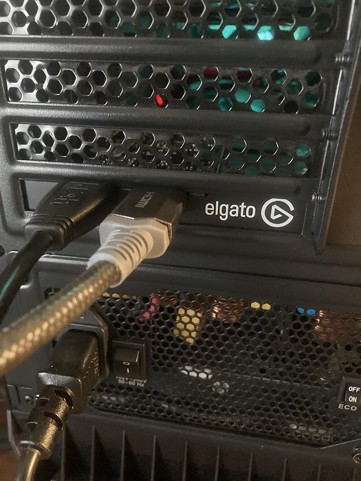 Elgato 4K60 Pro MK.2, Internal Capture Card, Stream and Record 4K60 HDR10 with ultra-low latency on PS5, PS4 Pro, Xbox Series X/S, Xbox One X, in OBS, Twitch, YouTube, for PC customer photo 1